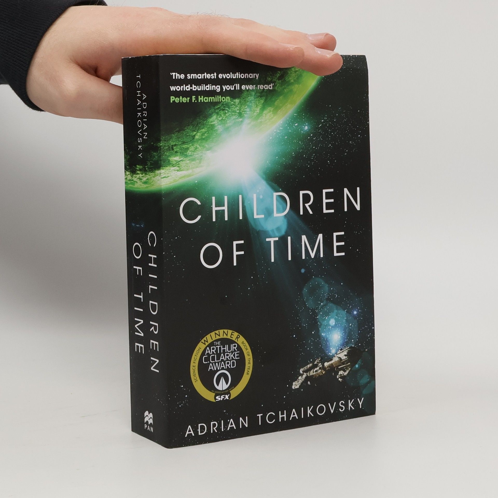 Adrian Tchaikovsky Children of Time