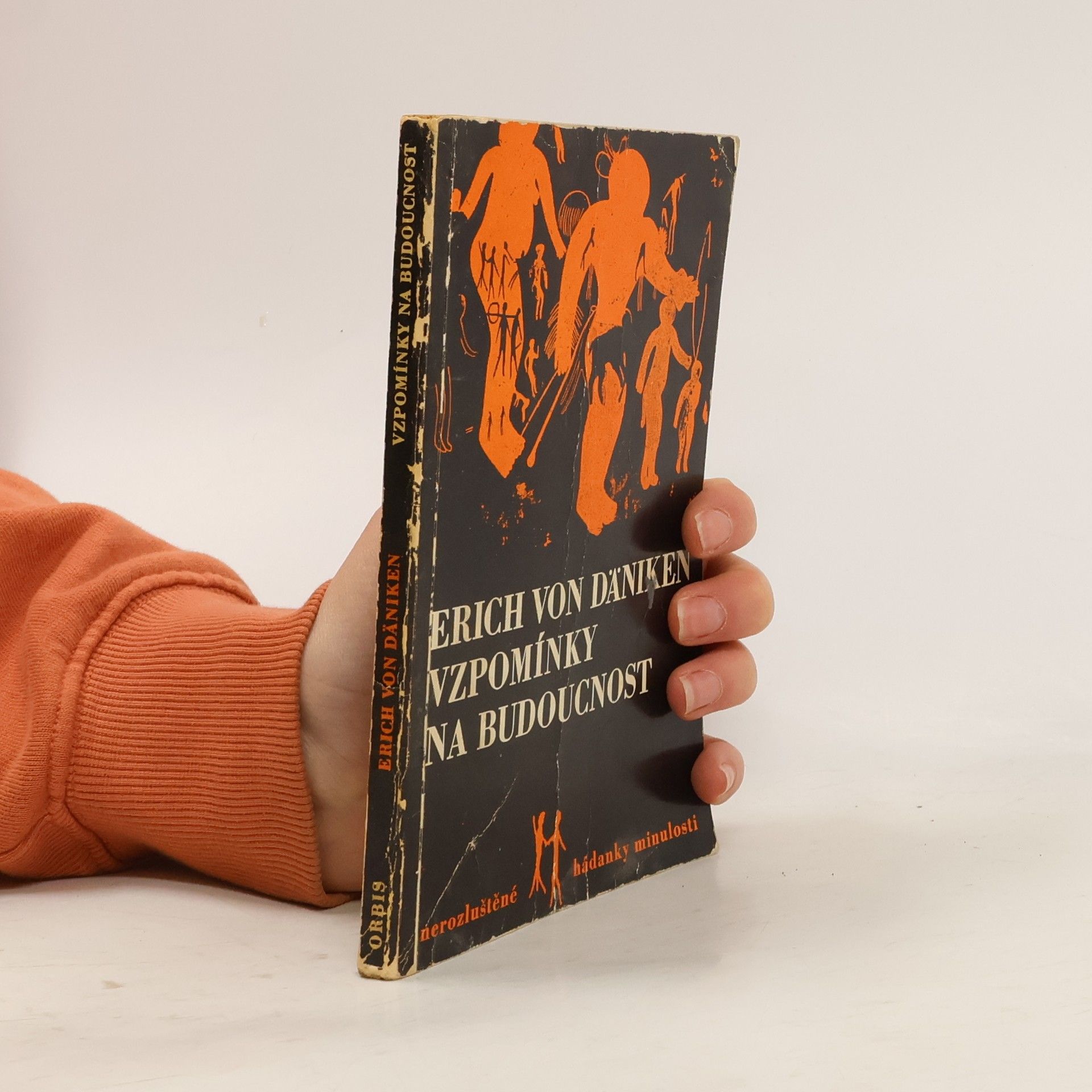 Erich von Däniken Vzpomínky na budoucnost