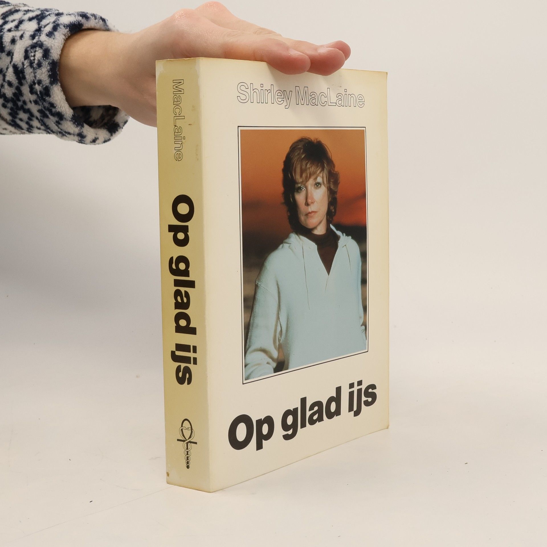 Shirlex MacLaine Op glad ijs