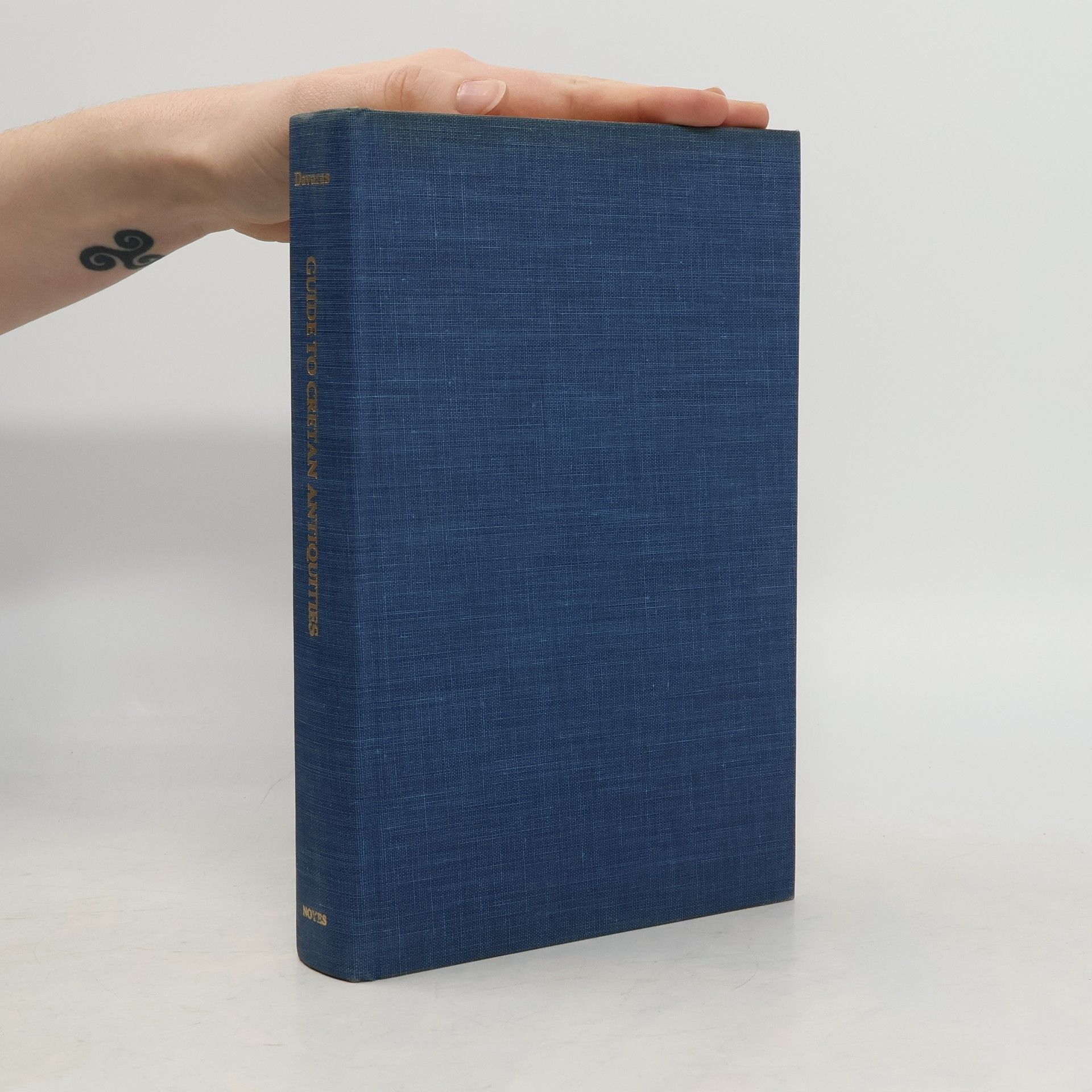 Costis Davaras Guide to Cretan Antiquities