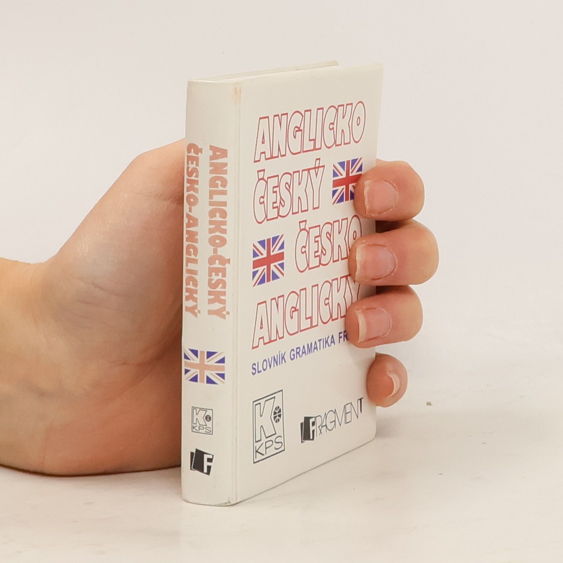 Martin Knezovič Kapesní anglicko-český, česko-anglický slovník