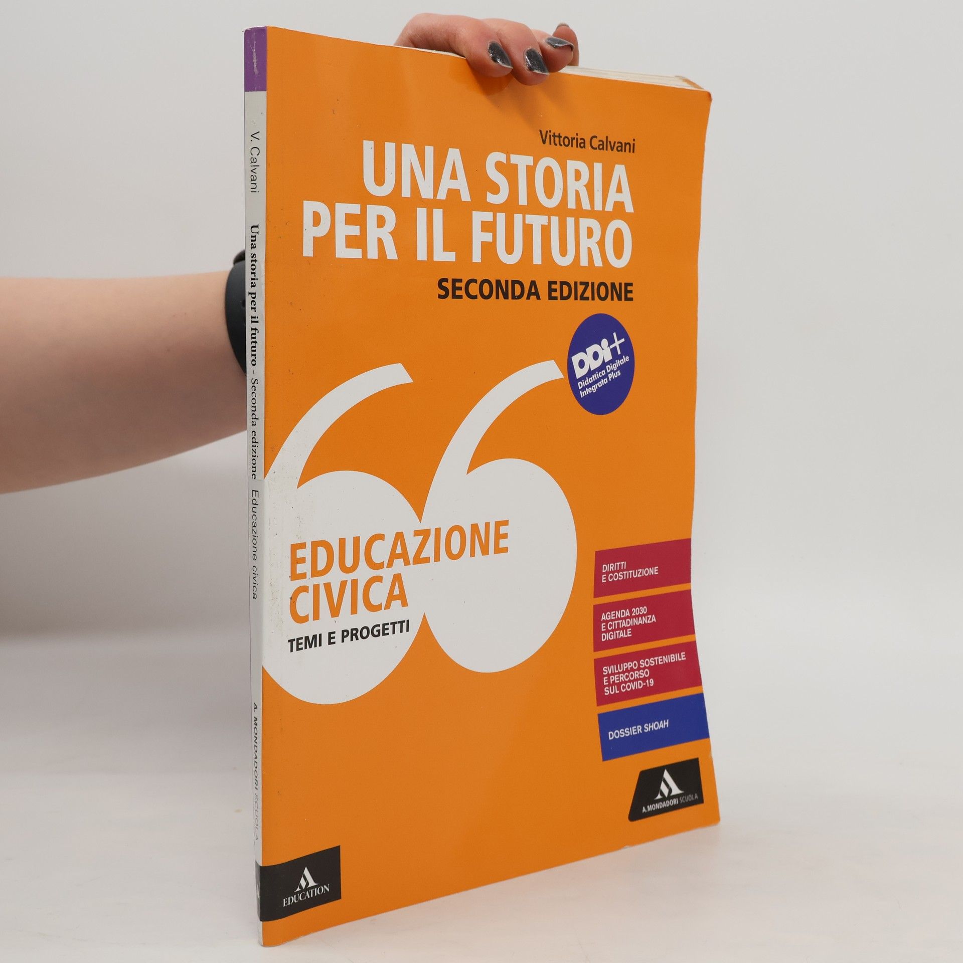 Vittoria Calvani Una storia per il futuro