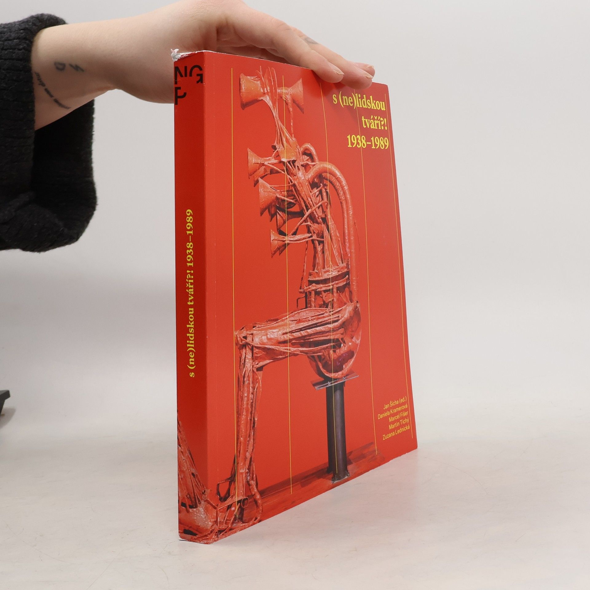 S (ne)lidskou tváří?! : 1938-1989