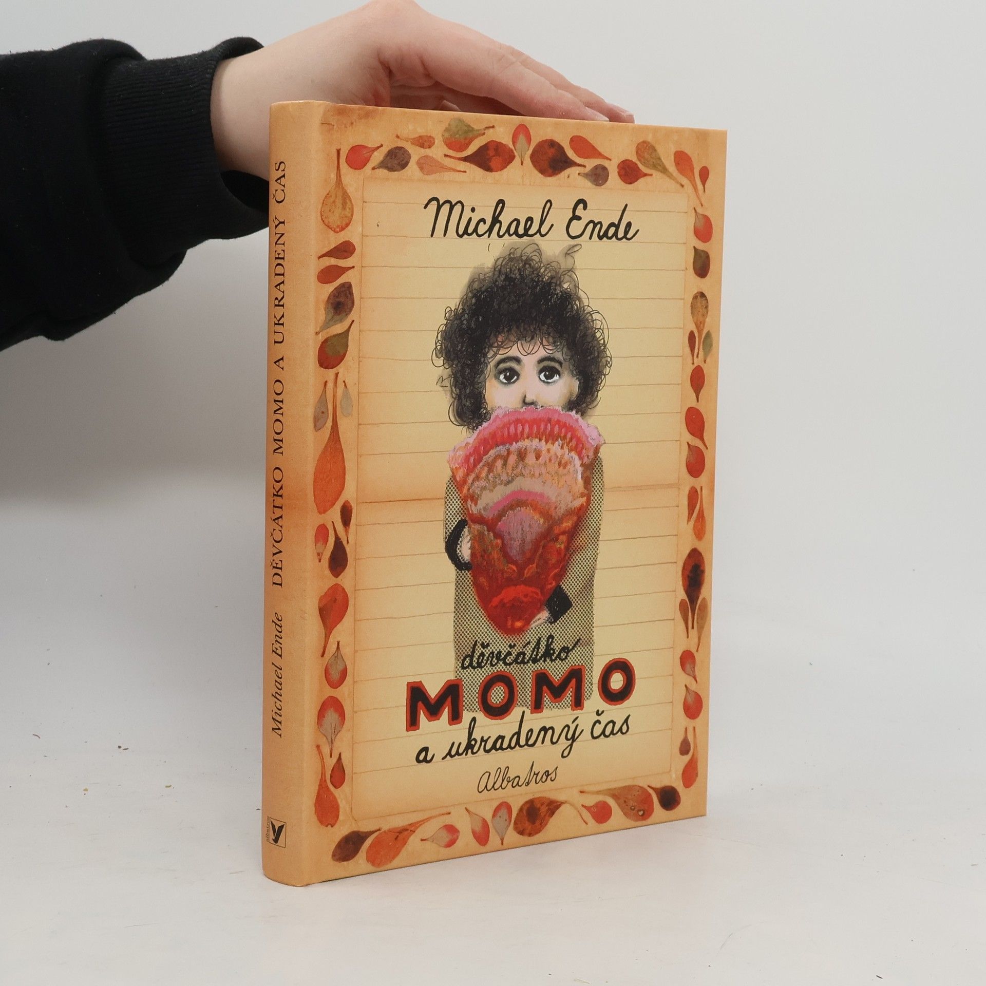 Michael Ende Děvčátko Momo a ukradený čas