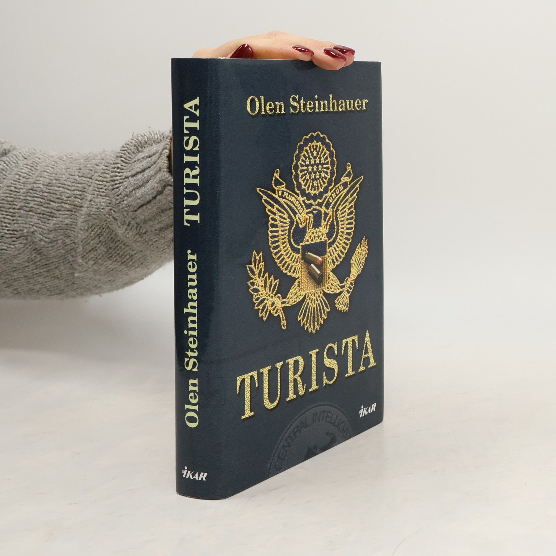 Olen Steinhauer Turista