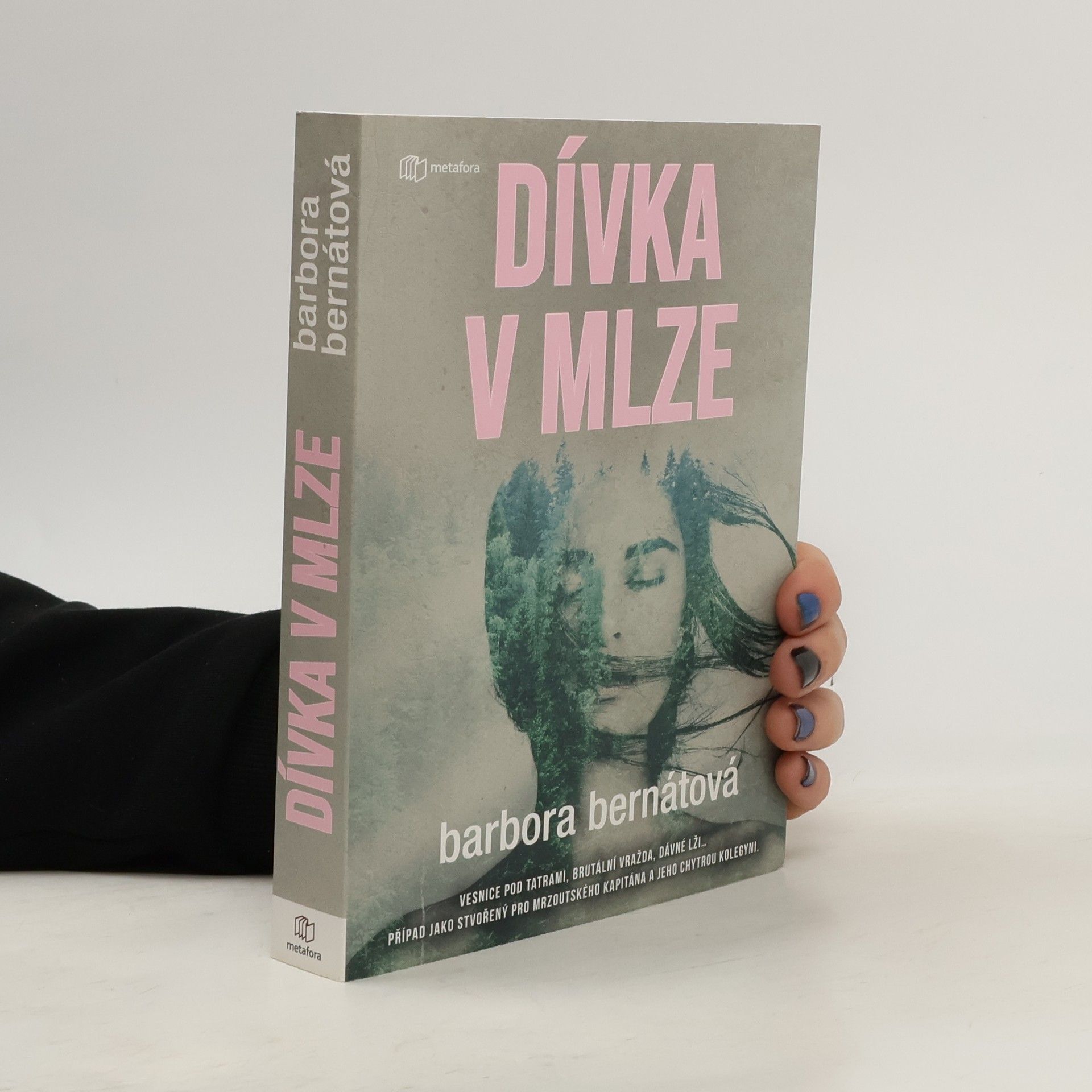 Ľubica Hricoviniová Dívka v mlze