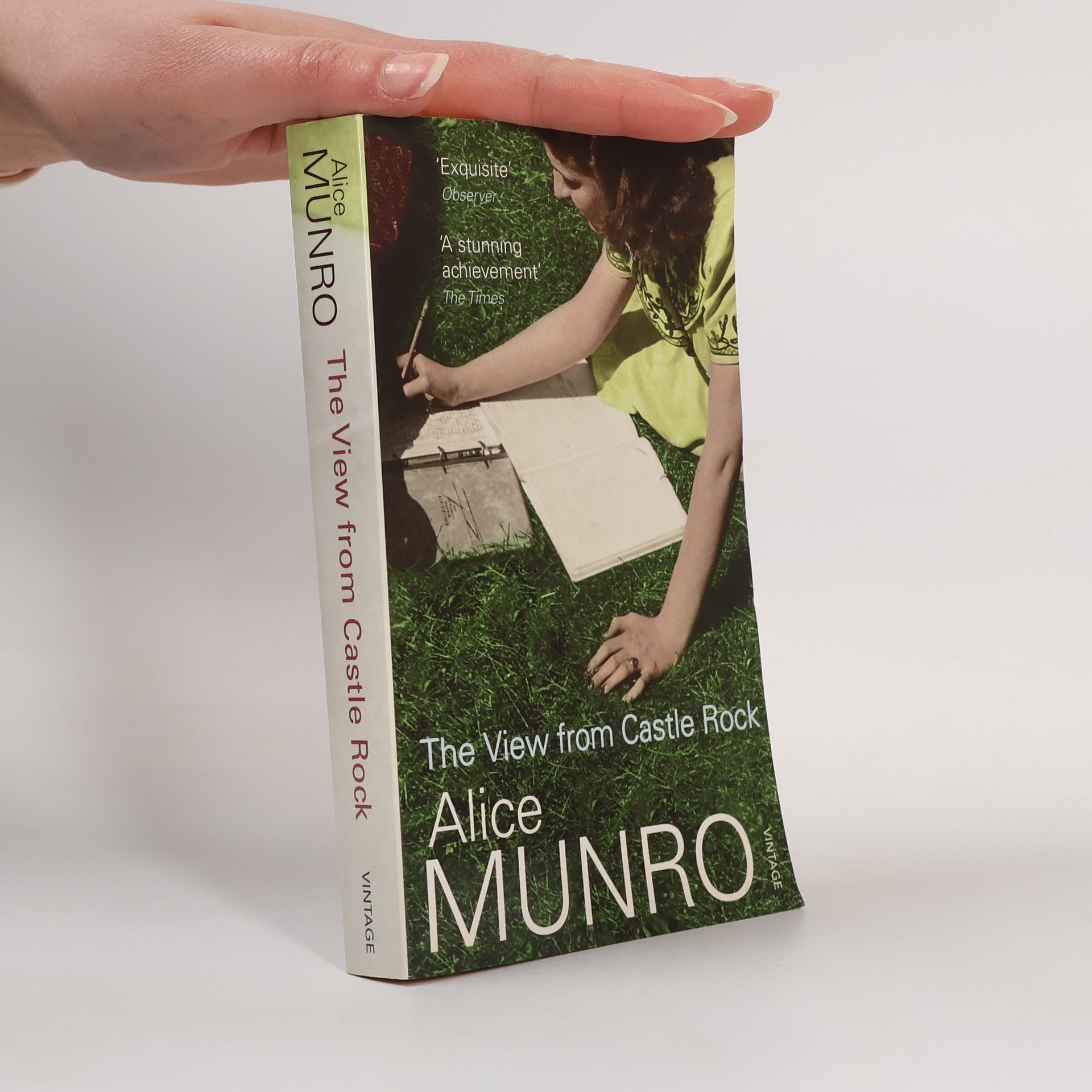 Alice Munro The View from Castle Rock