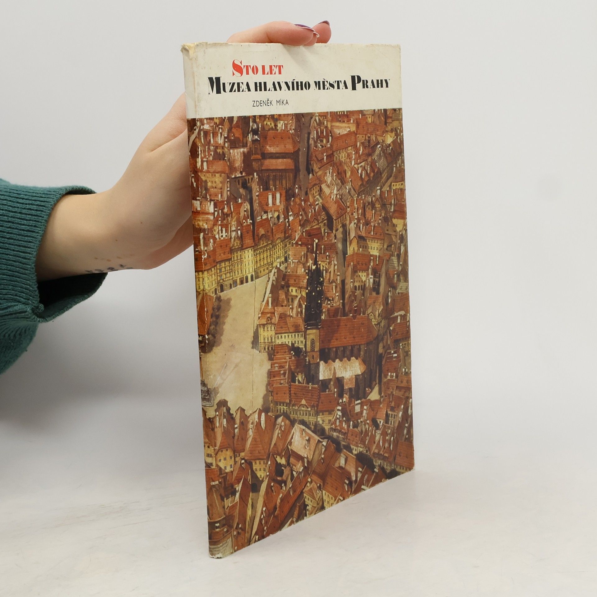 Sto let muzea hlavního města Prahy