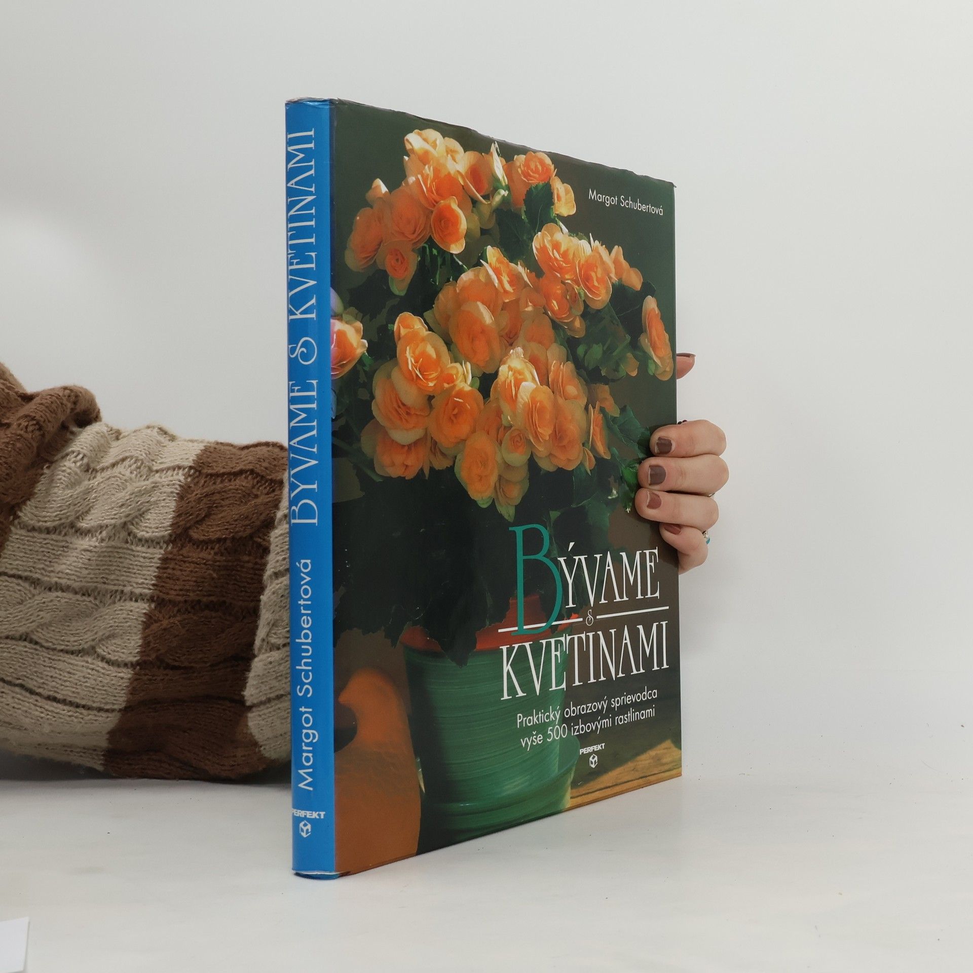 Margot Schubert Bývame s kvetinami