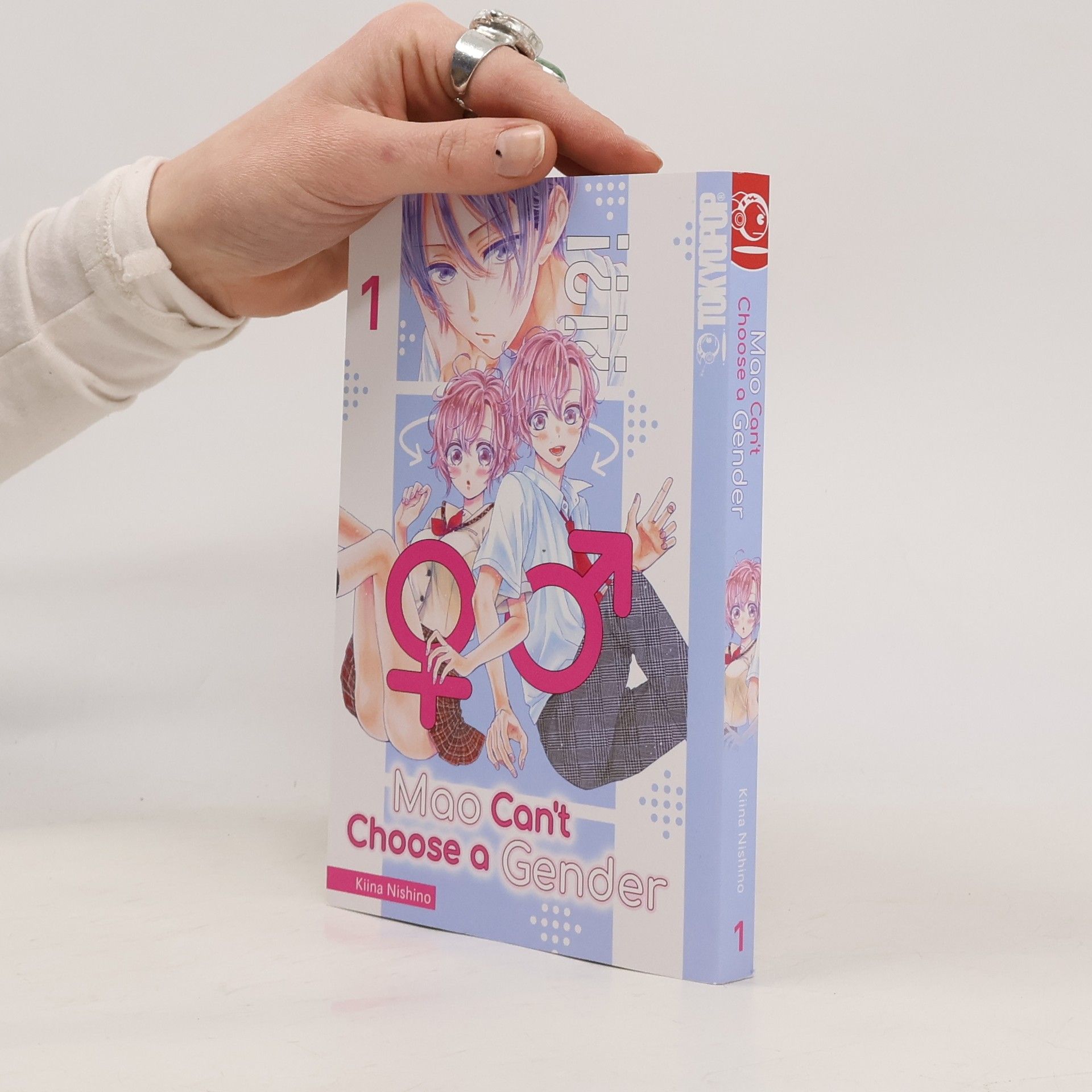 Kiina Nishino Mao Can't Choose a Gender 01