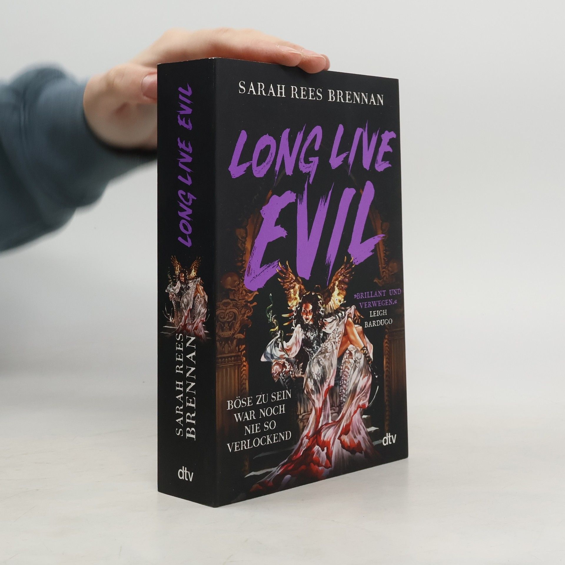 Sarah Rees Brennan Long Live Evil