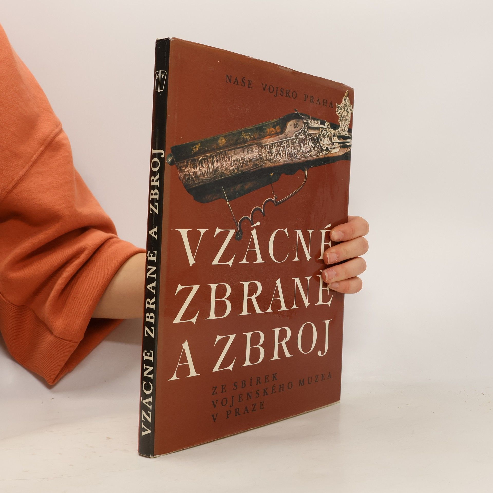 Auteurscollectief Vzácné zbraně a zbroj