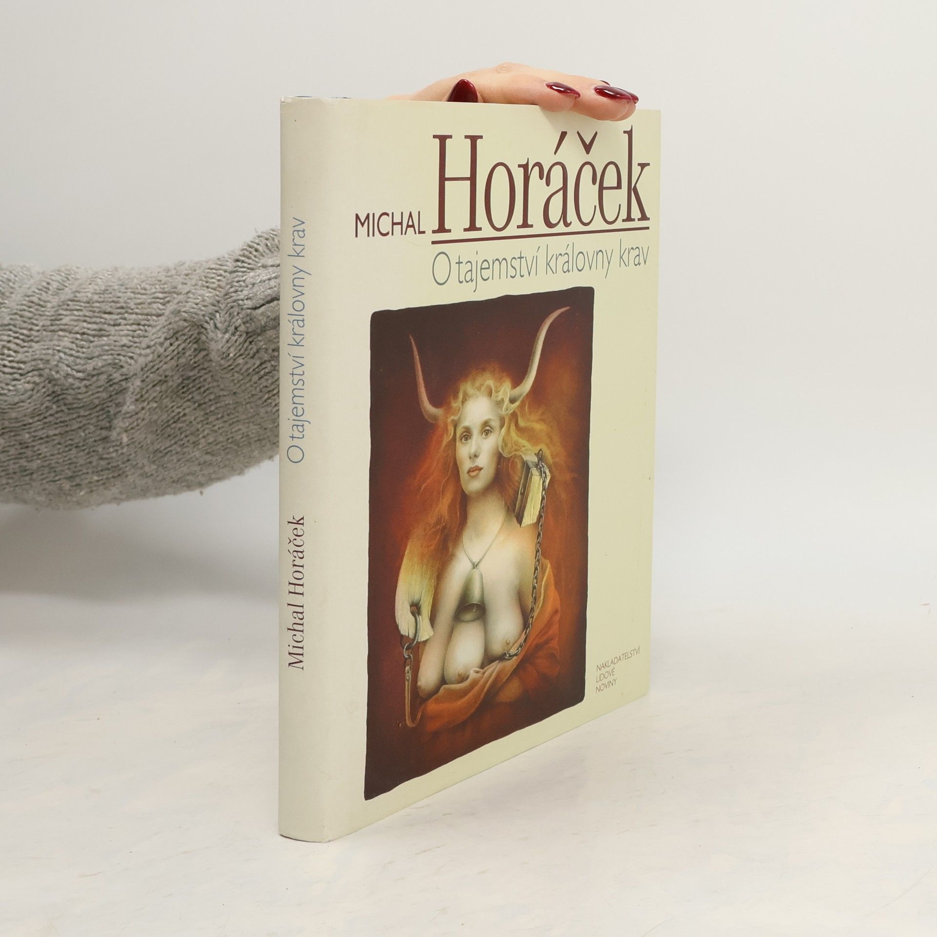 O tajemství královny krav : 52 esejů