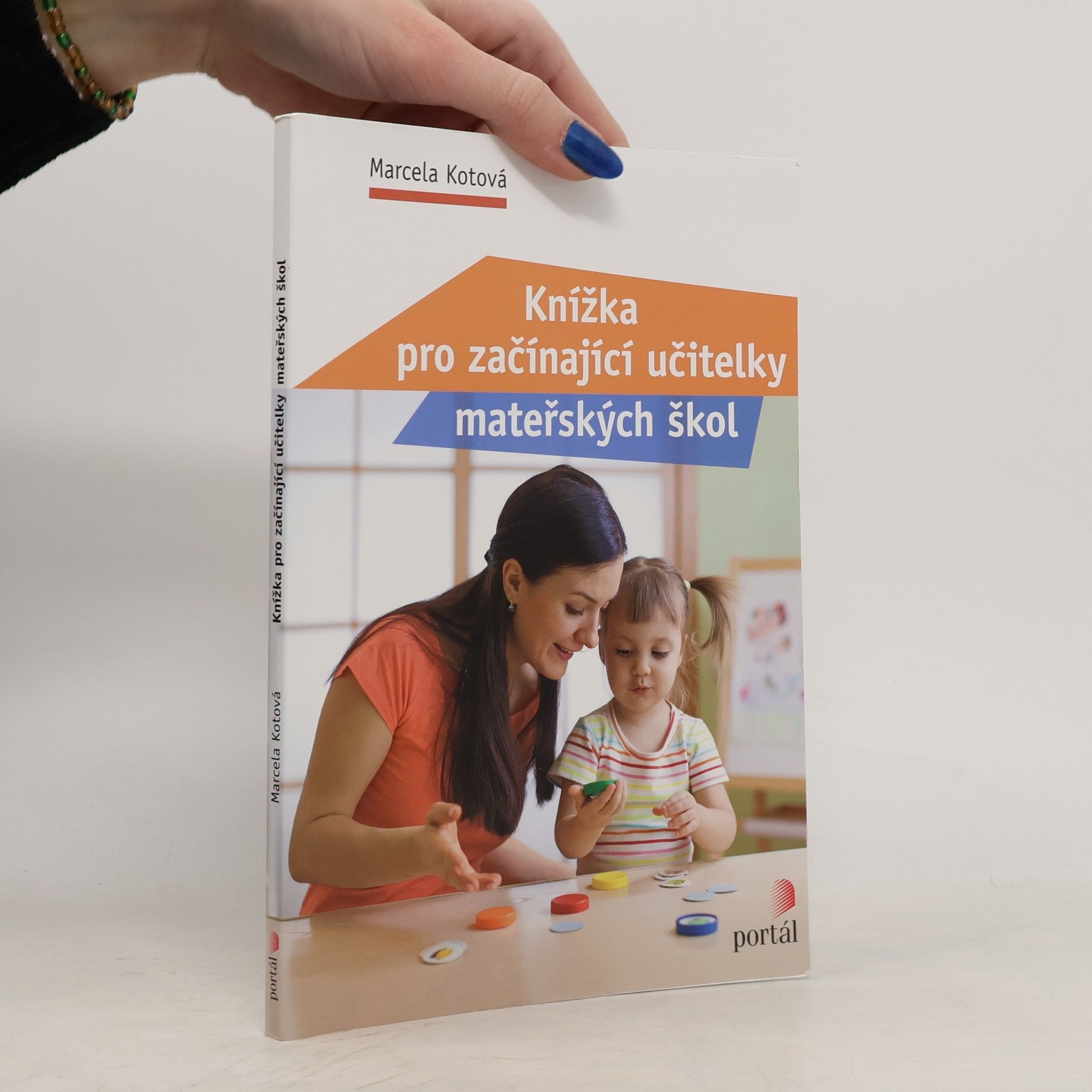 Knížka pro začínající učitelky mateřských škol
