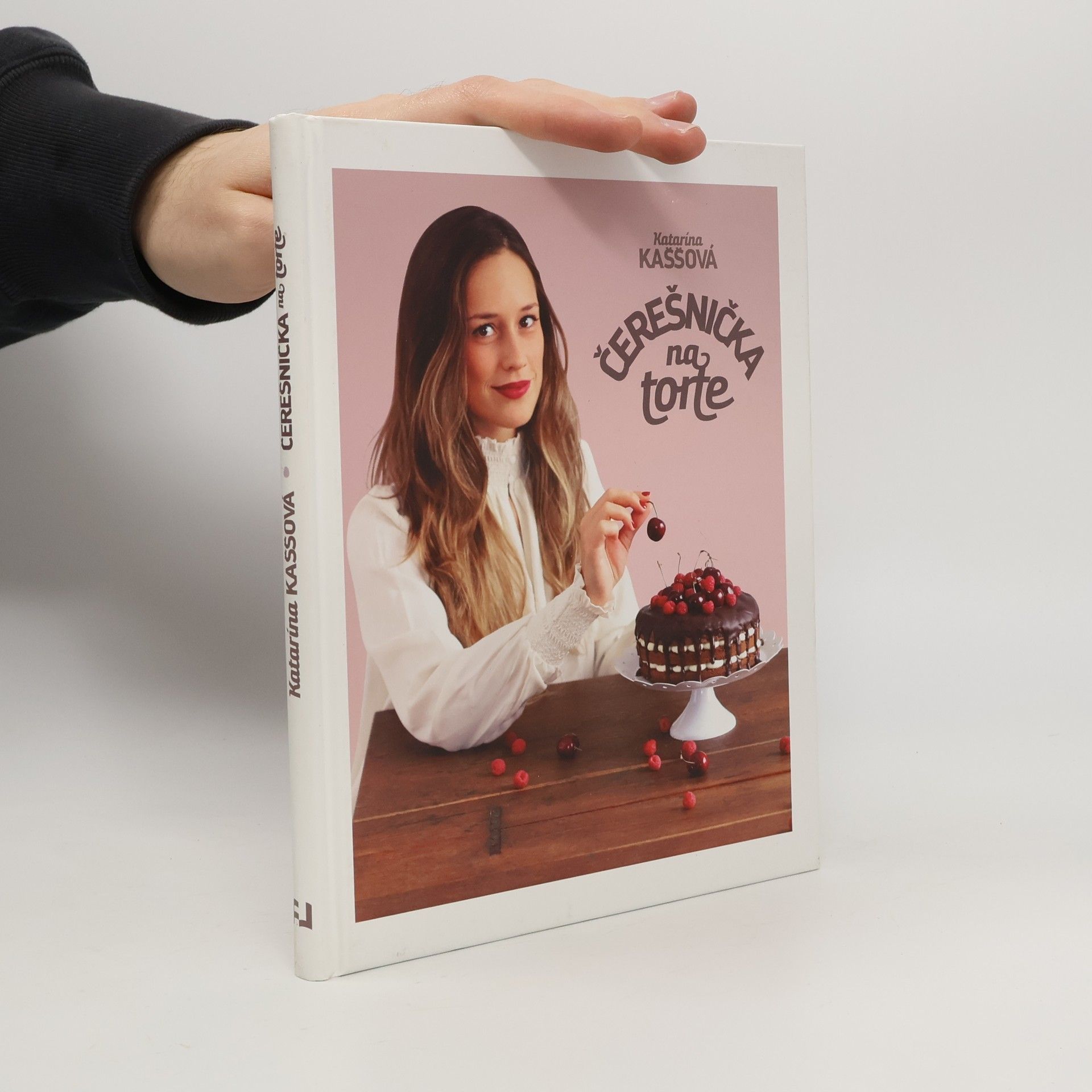 Čerešnička na torte