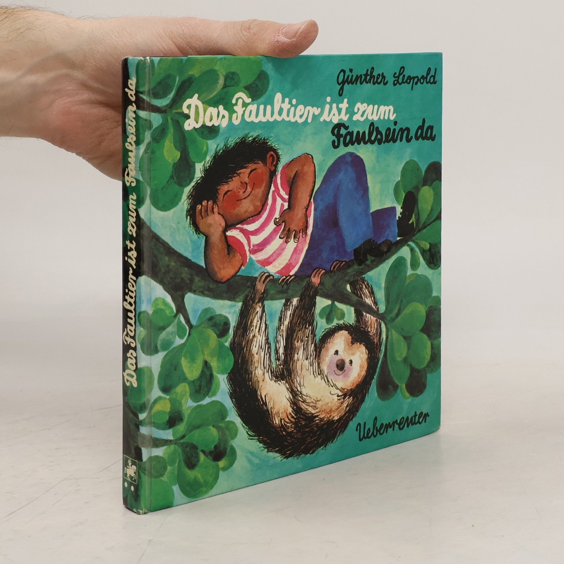 Das Faultier ist zum Faulsein da