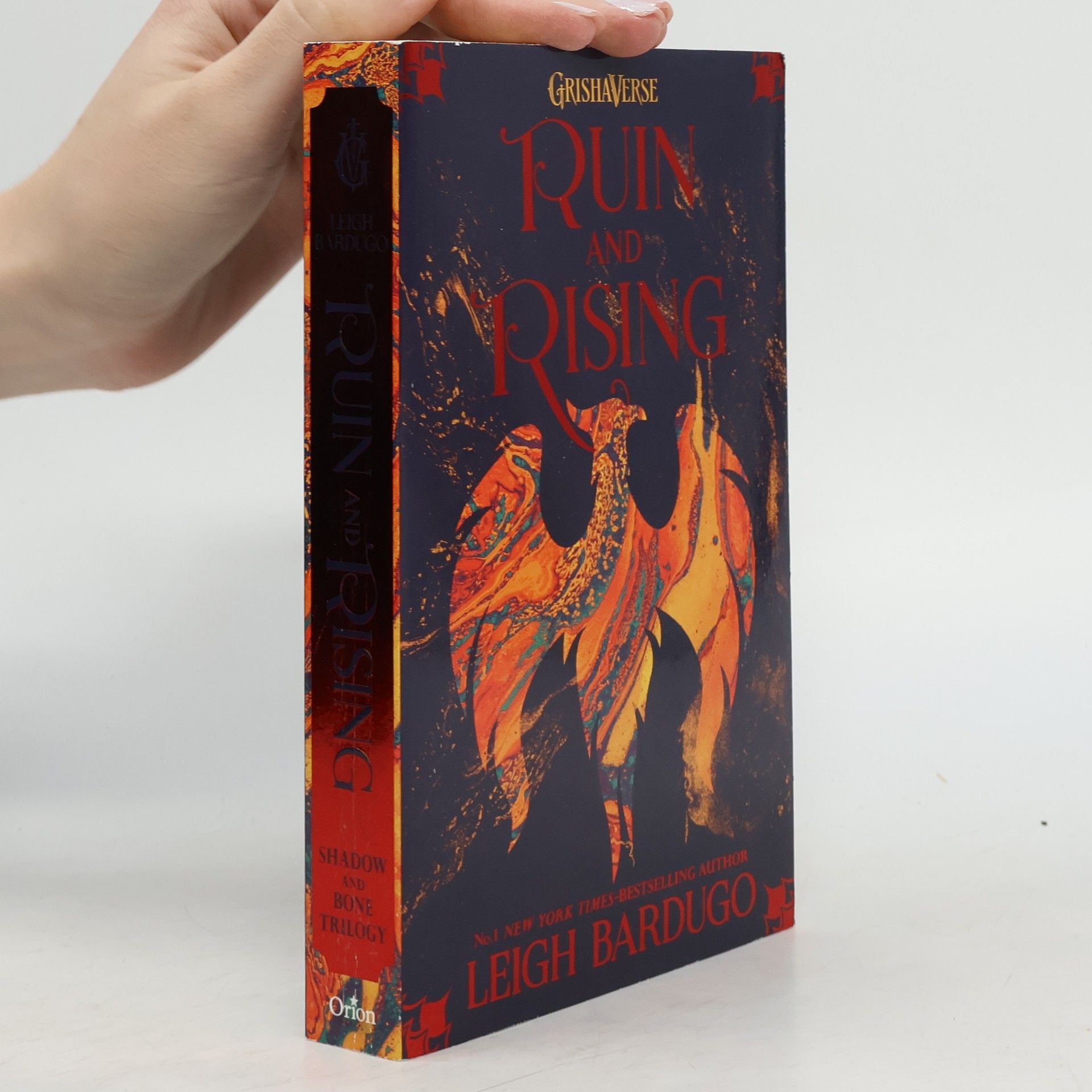 Leigh Bardugo Ruin and rising