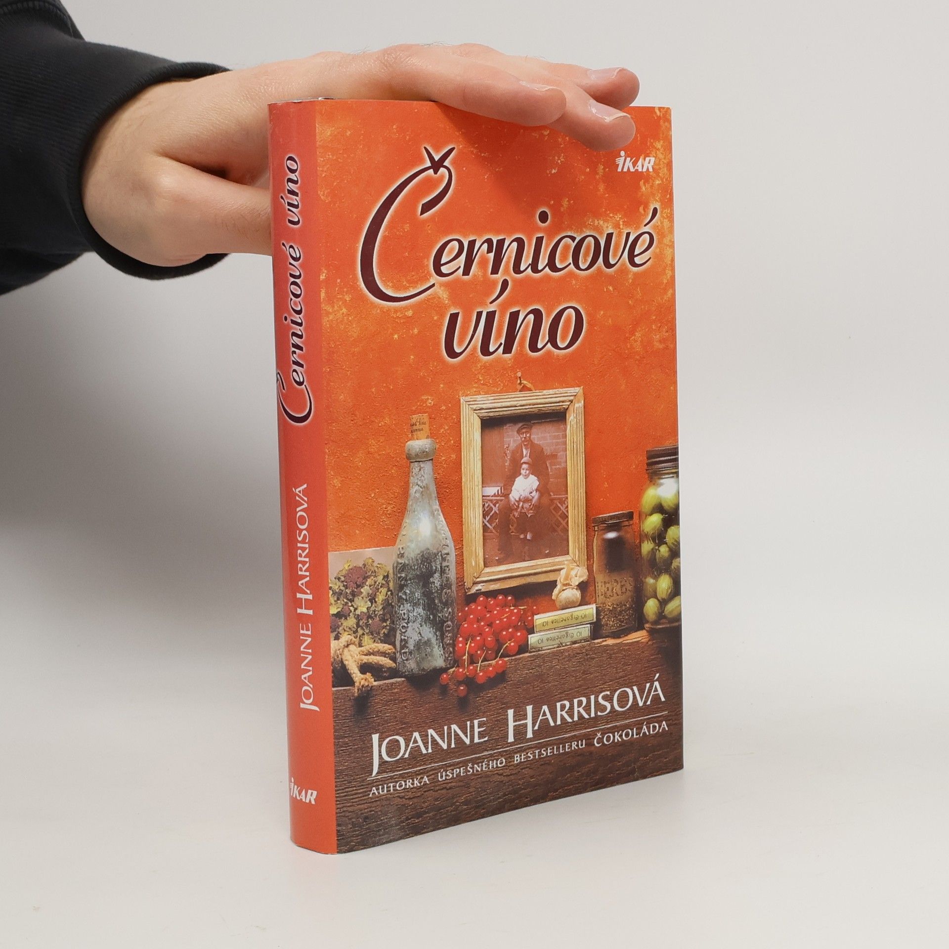 Joanne Harris Černicové víno