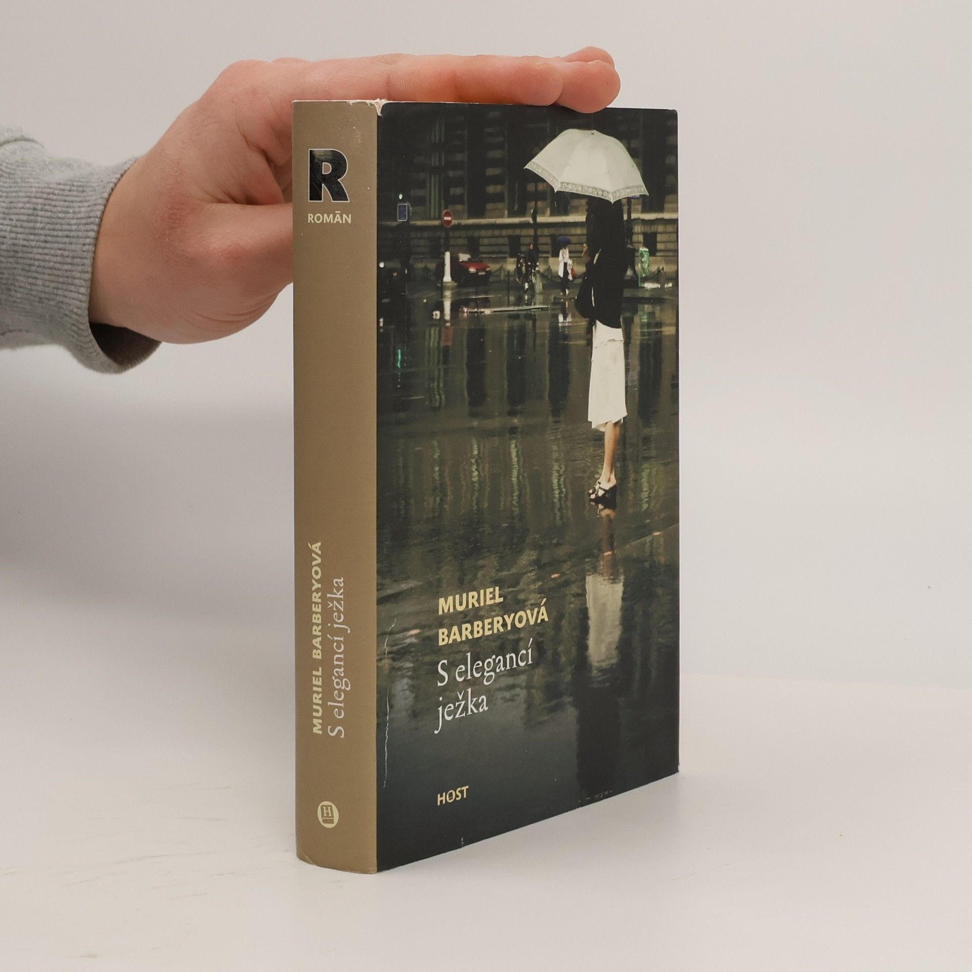 Muriel Barbery S elegancí ježka