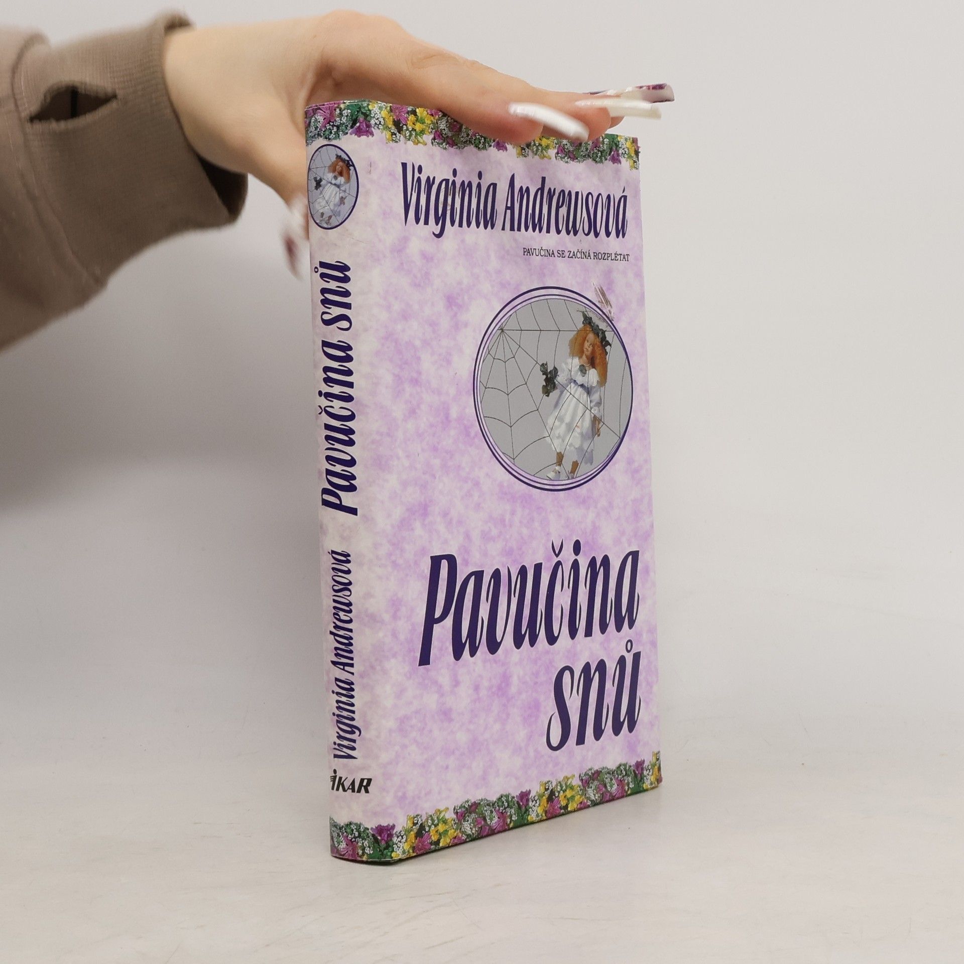 V. C. Andrews Pavučina snů