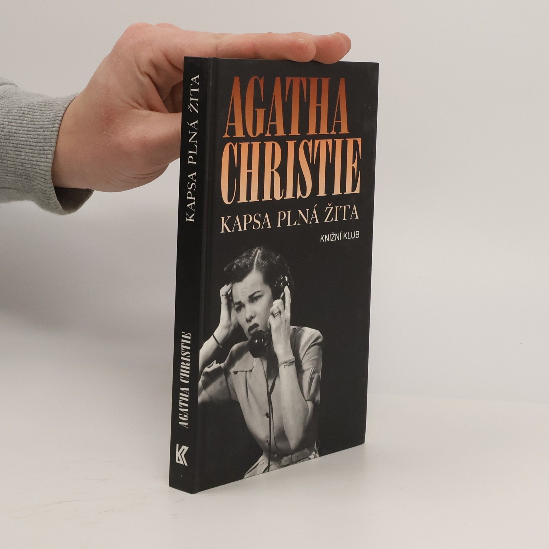 Agatha Christie Kapsa plná žita