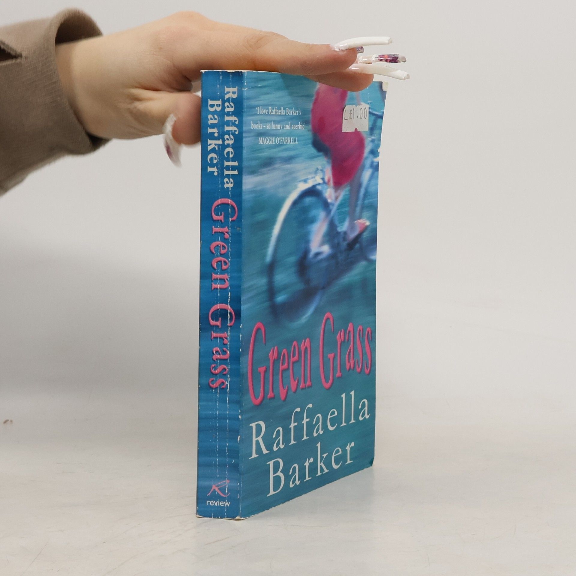 Raffaella Barker Green Grass (s autogramem autorky)