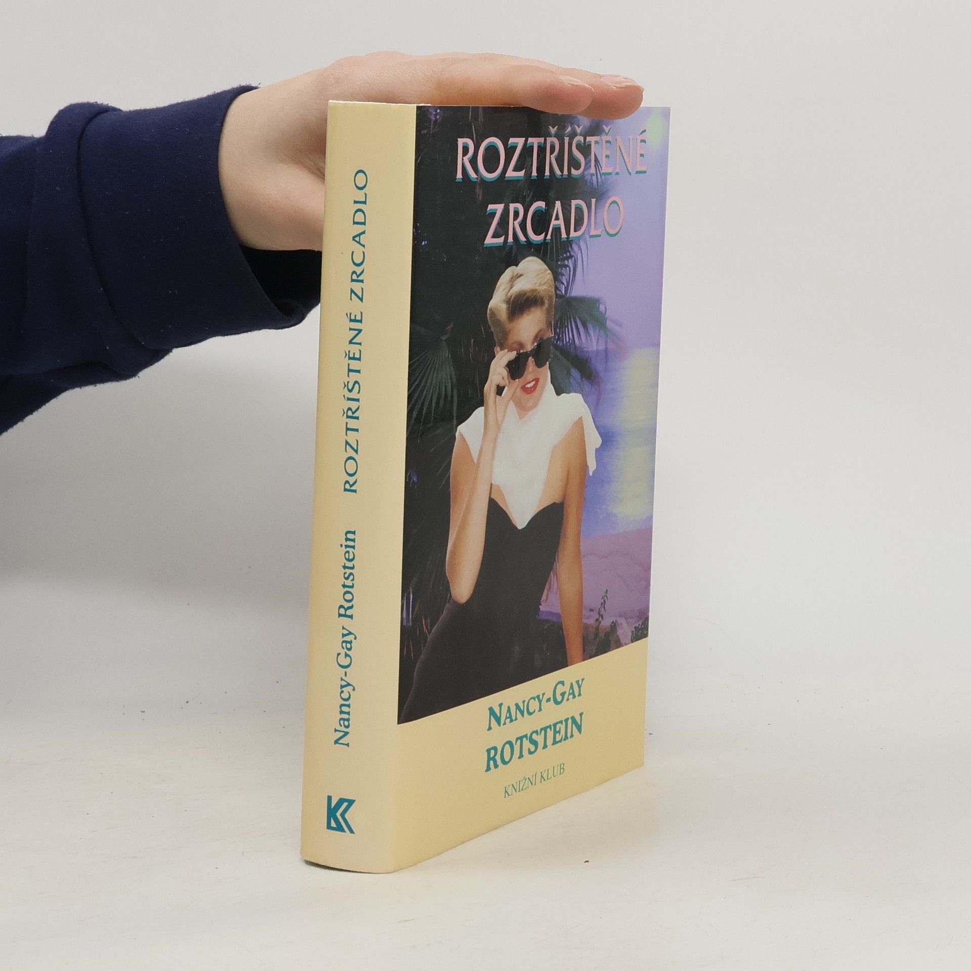 Roztříštěné zrcadlo