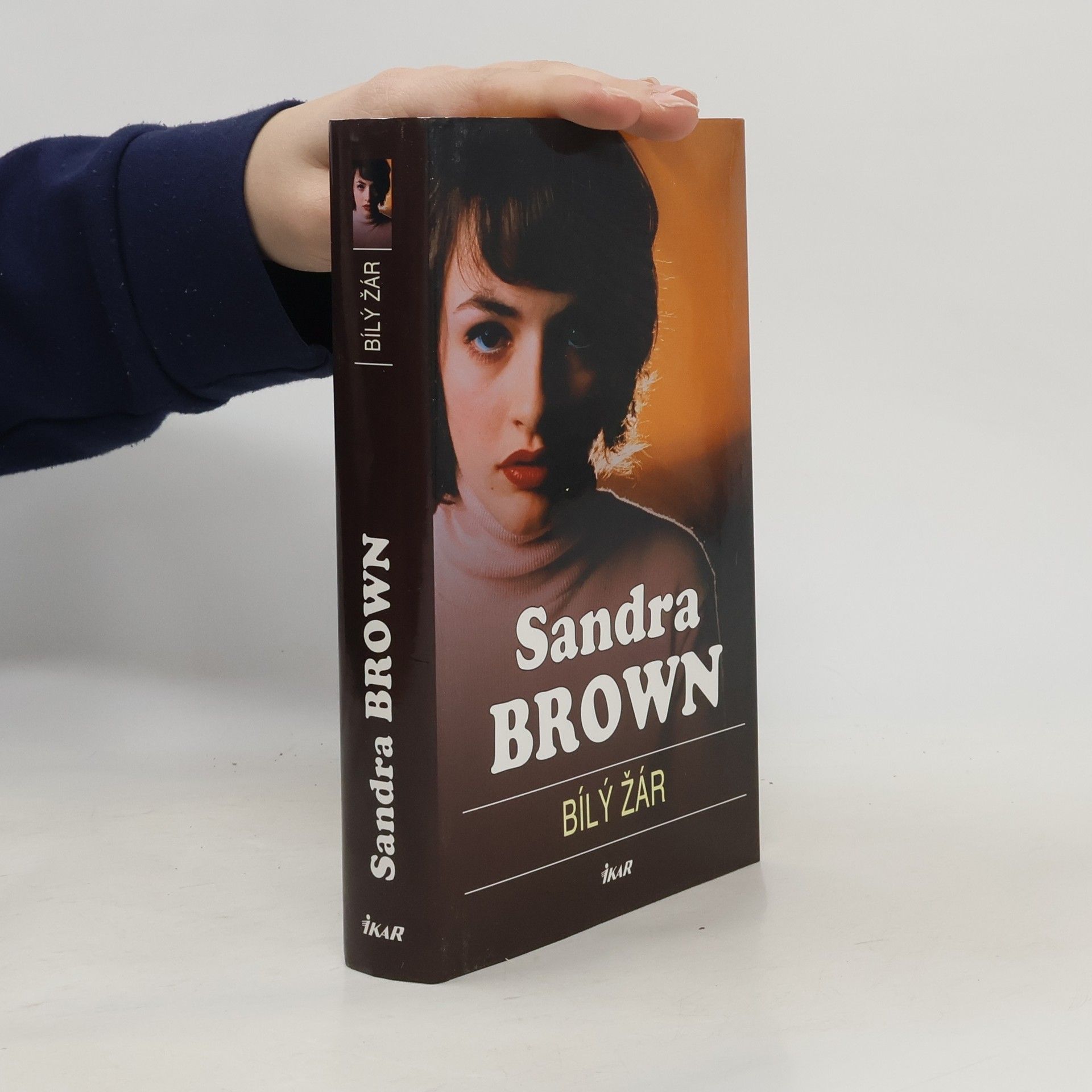 Sandra Brown Bílý žár