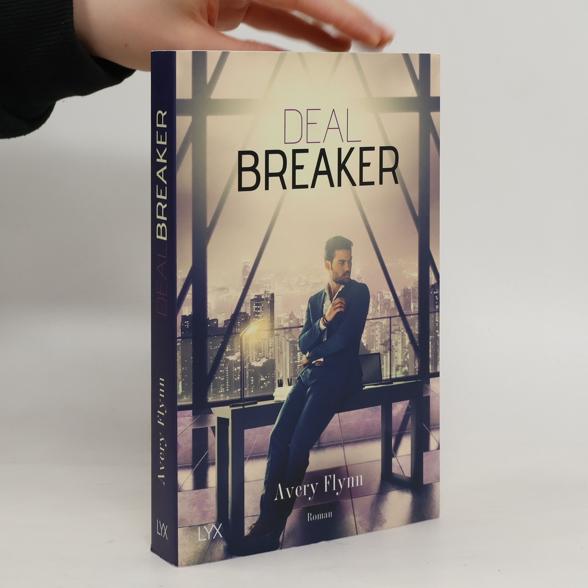 Avery Flynn Deal Breaker