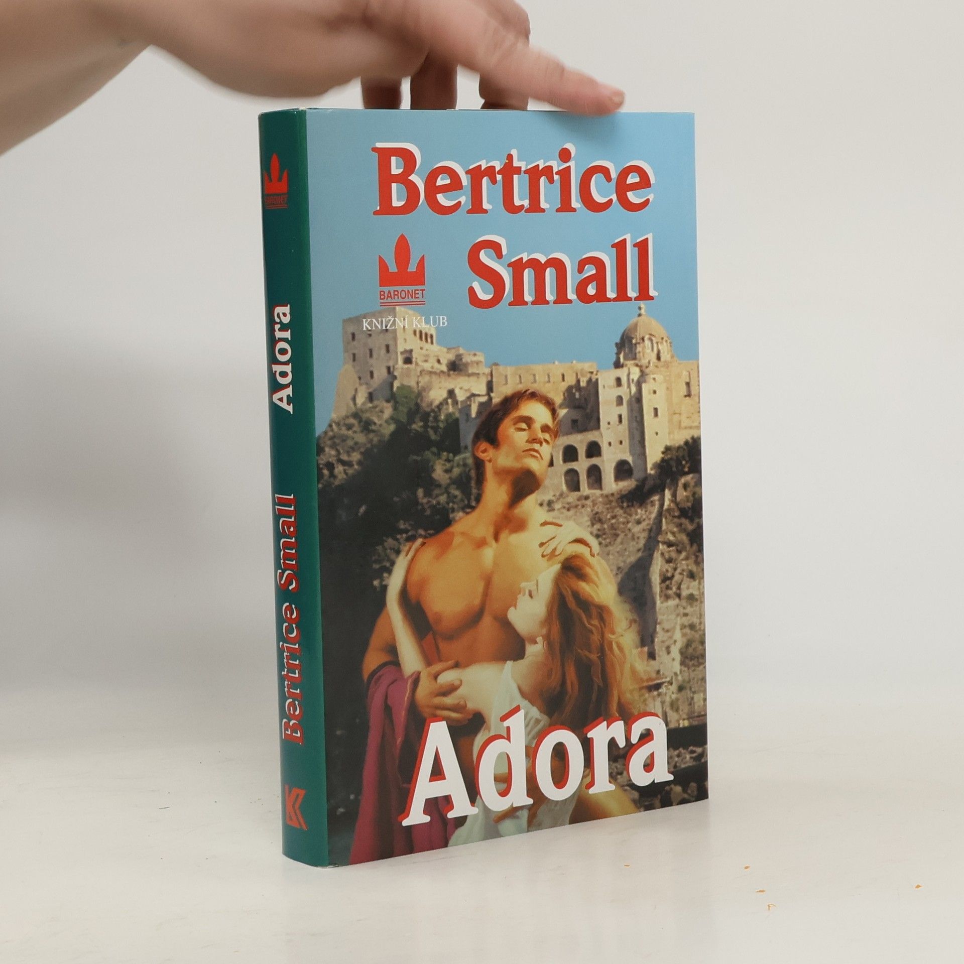 Bertrice Small Adora