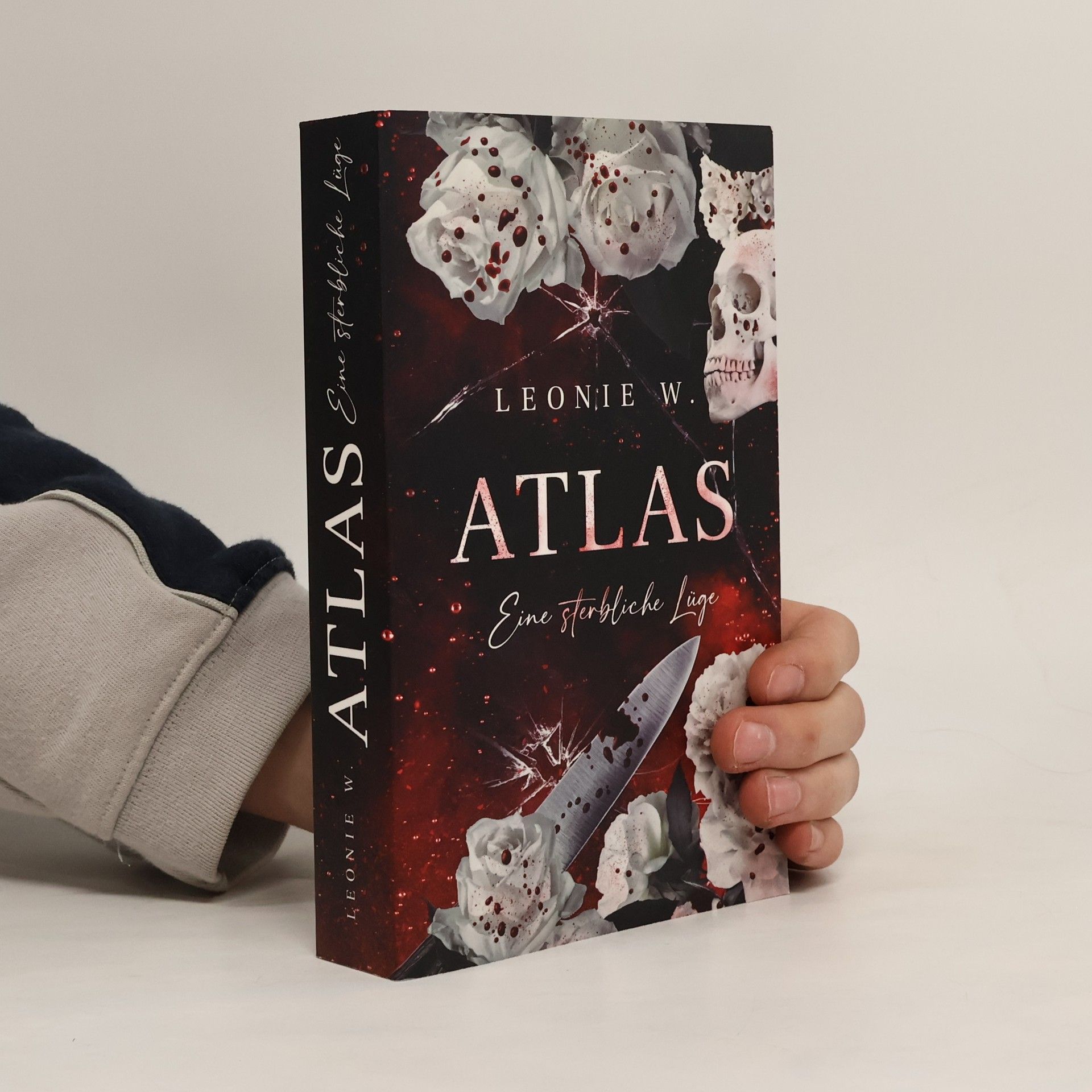 Leonie Atlas - Eine sterbliche Lüge