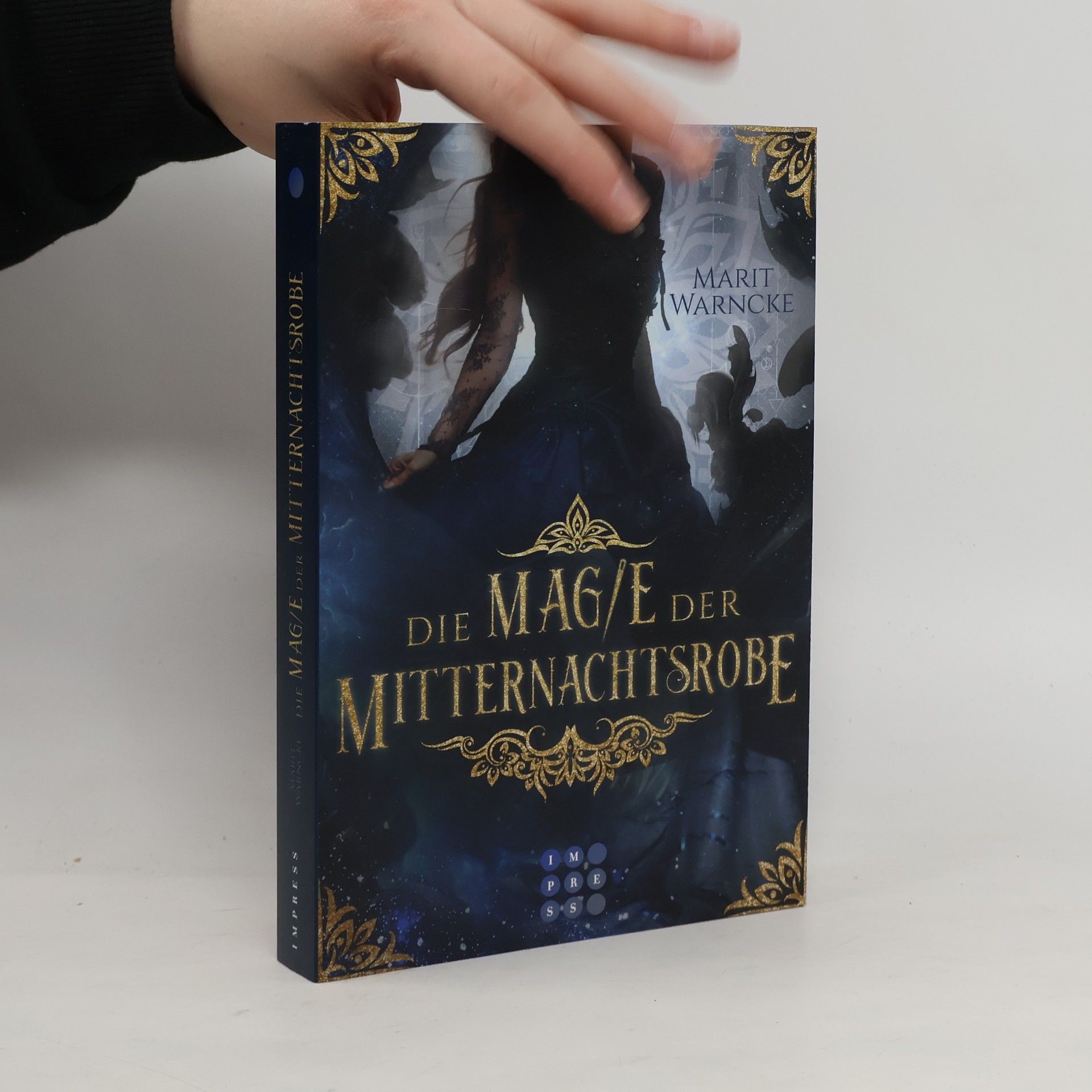 Die Magie der Mitternachtsrobe