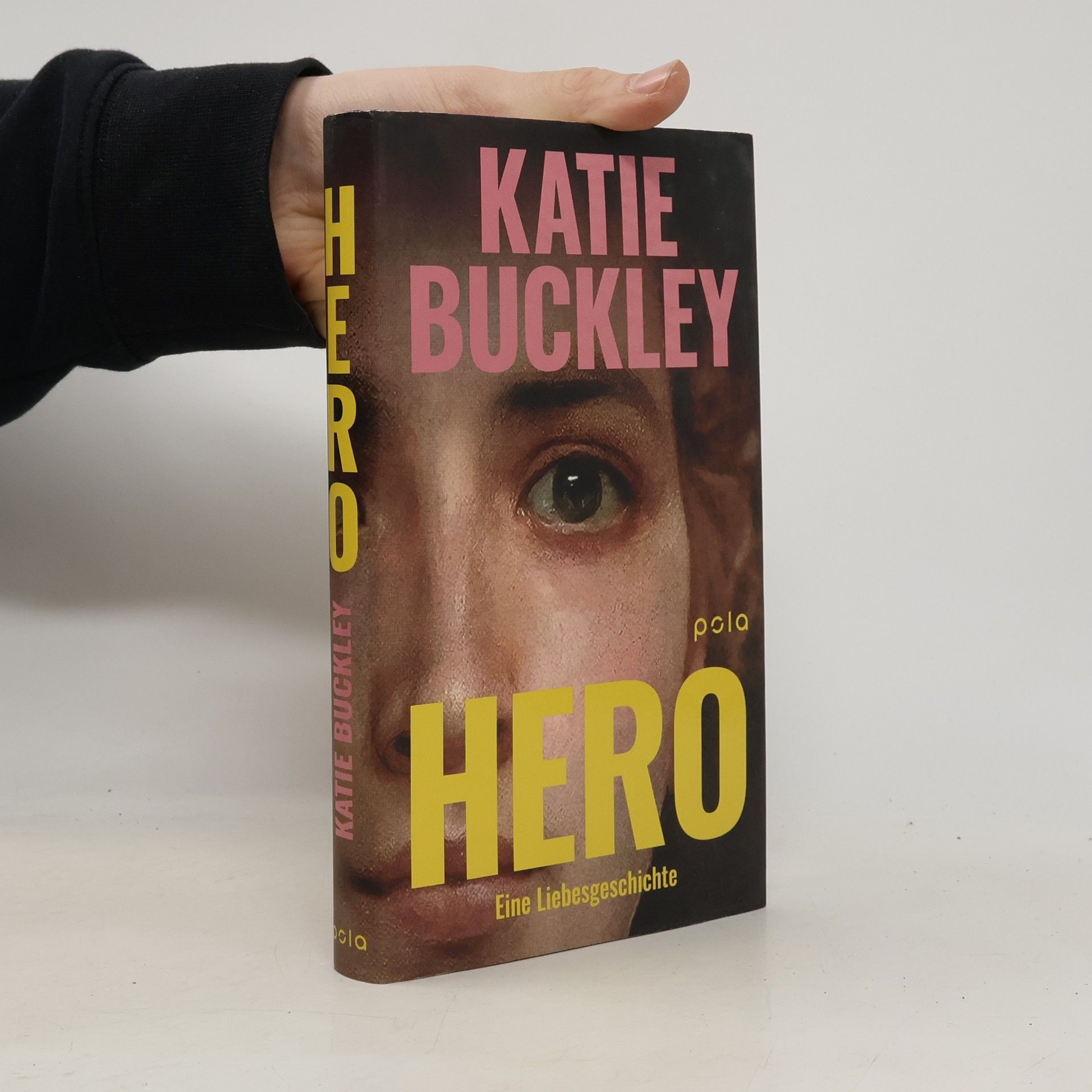 Katie Buckley Hero (Leseexemplar)