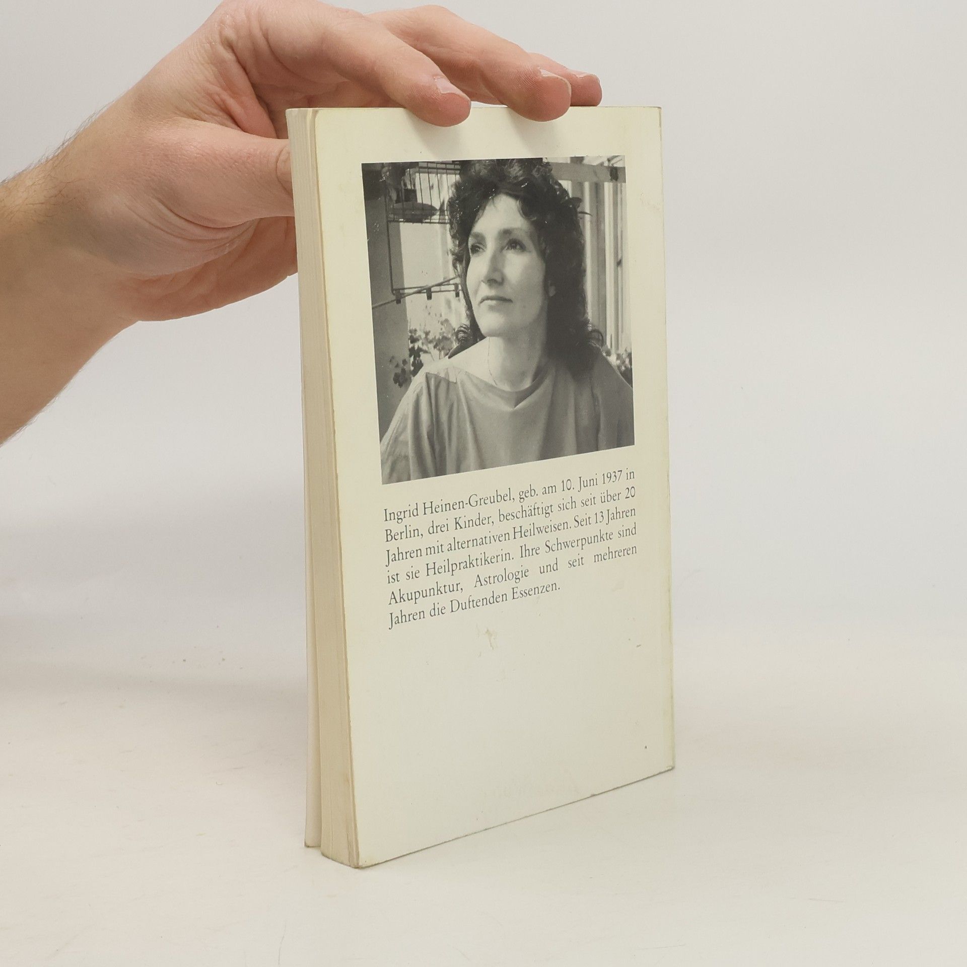 Ingrid Heinen Greubel Wesen und Anwendung duftender Essenzen