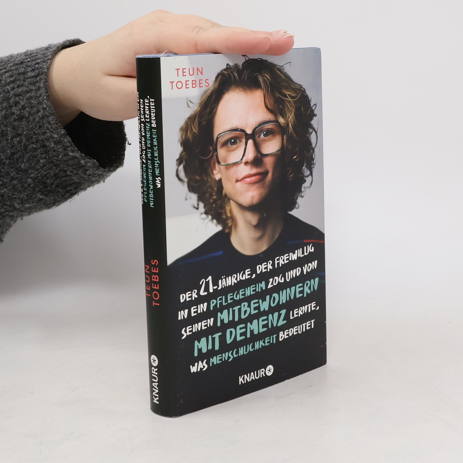 Teun Toebes Der Einundzwanzigjährige, der freiwillig in ein Pflegeheim zog und von seinen Mitbewohnern mit Demenz lernte, was Menschlichkeit bedeutet