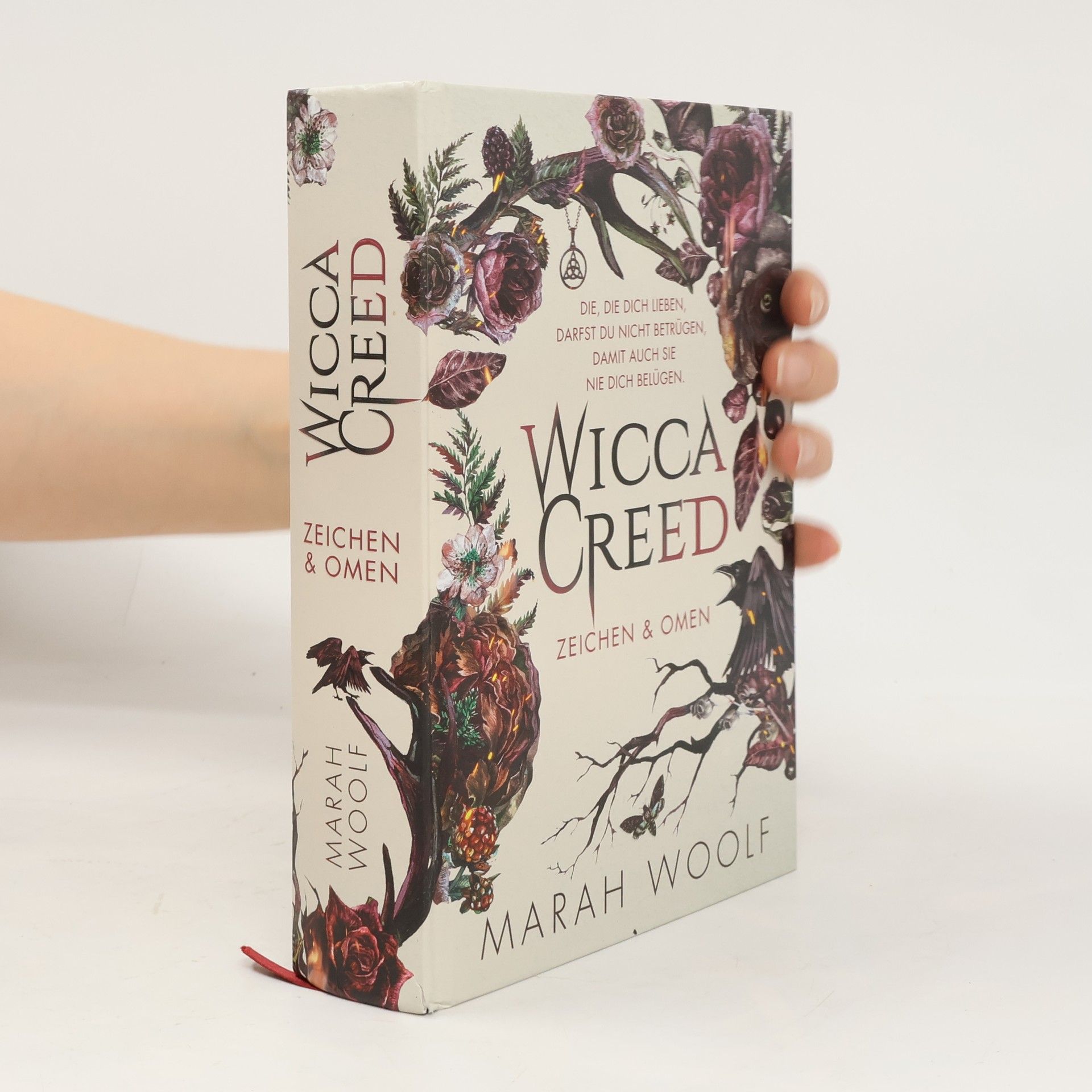 Marah Woolf WiccaCreed. Zeichen & Omen