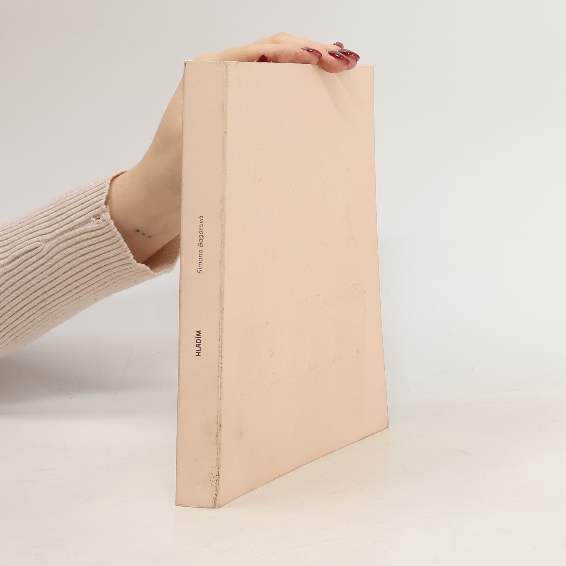 Simona Bagarová Hladím