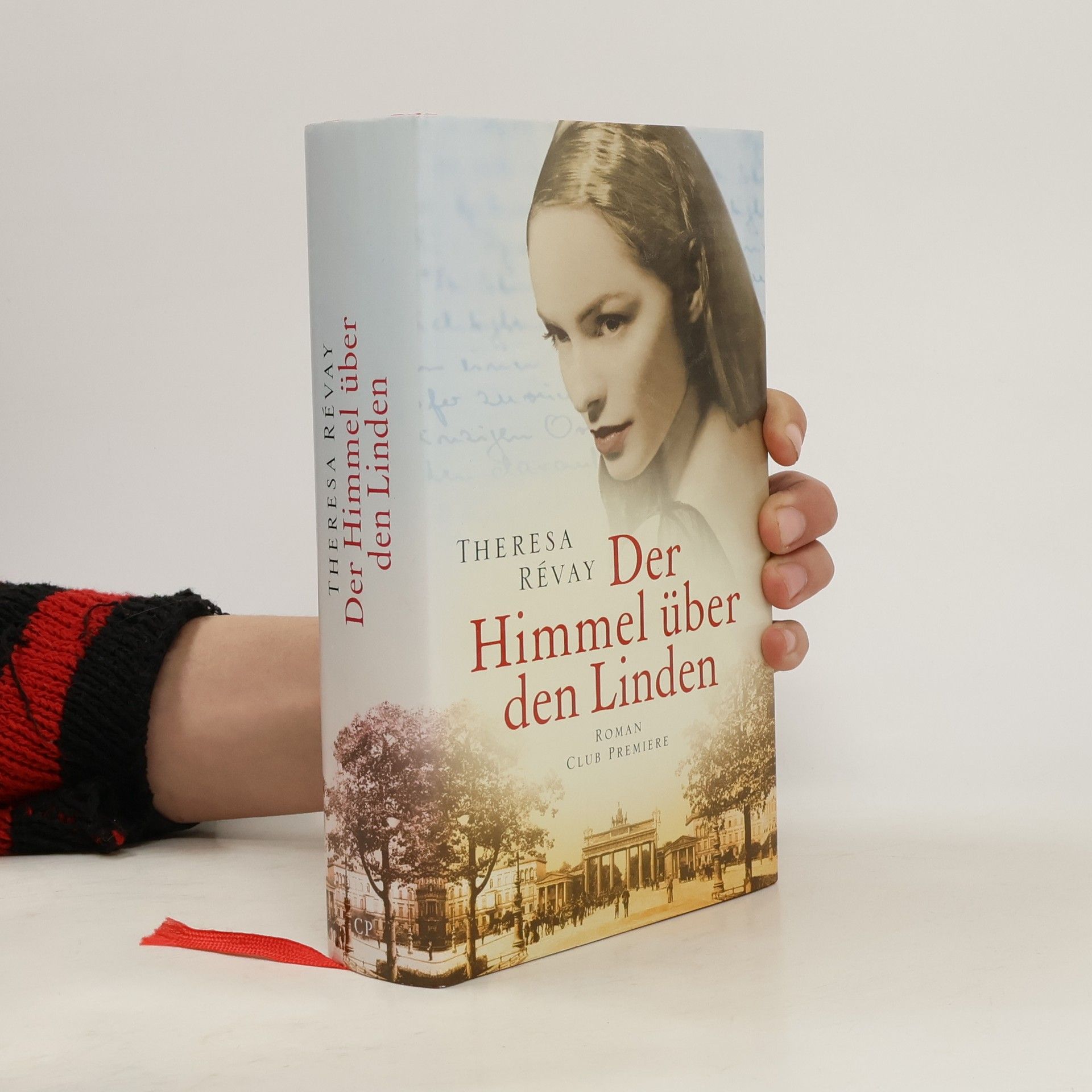 Theresa Révay Der Himmel über den Linden
