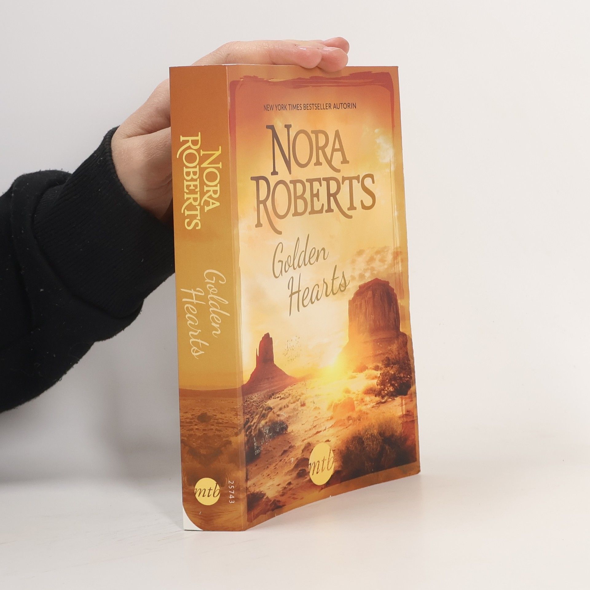 Nora Roberts Golden hearts