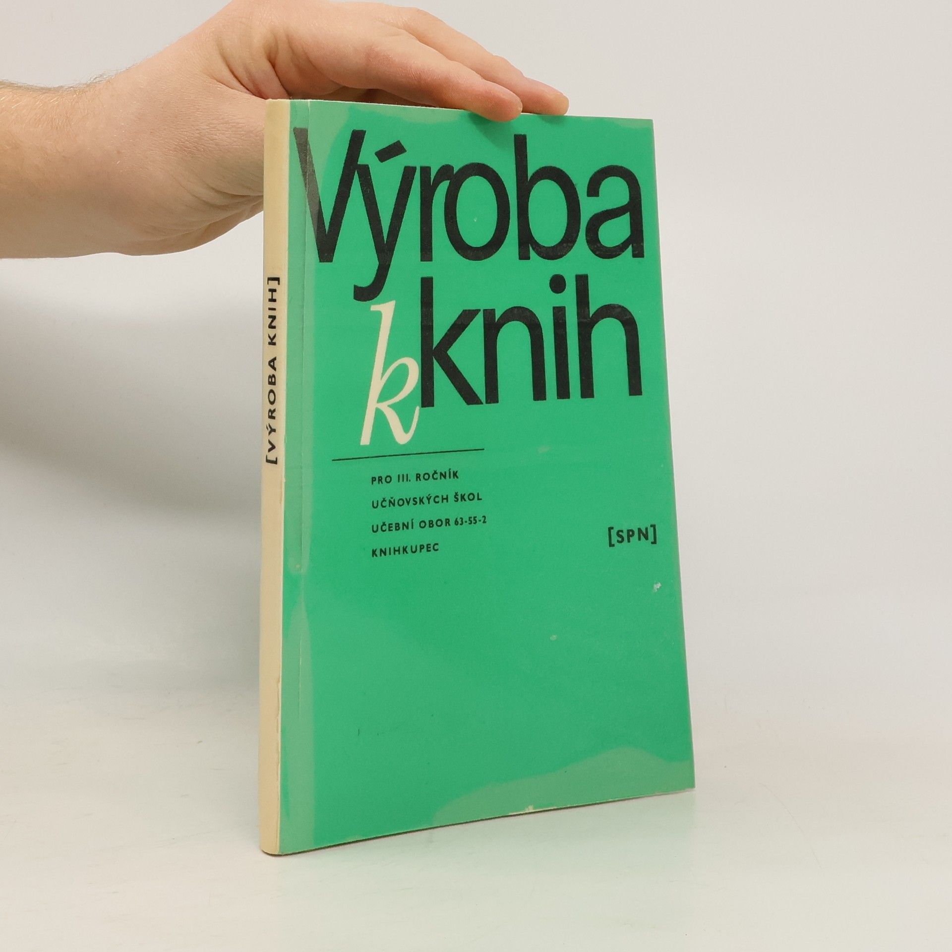 Výroba knih pro 3. ročník učňovských škol