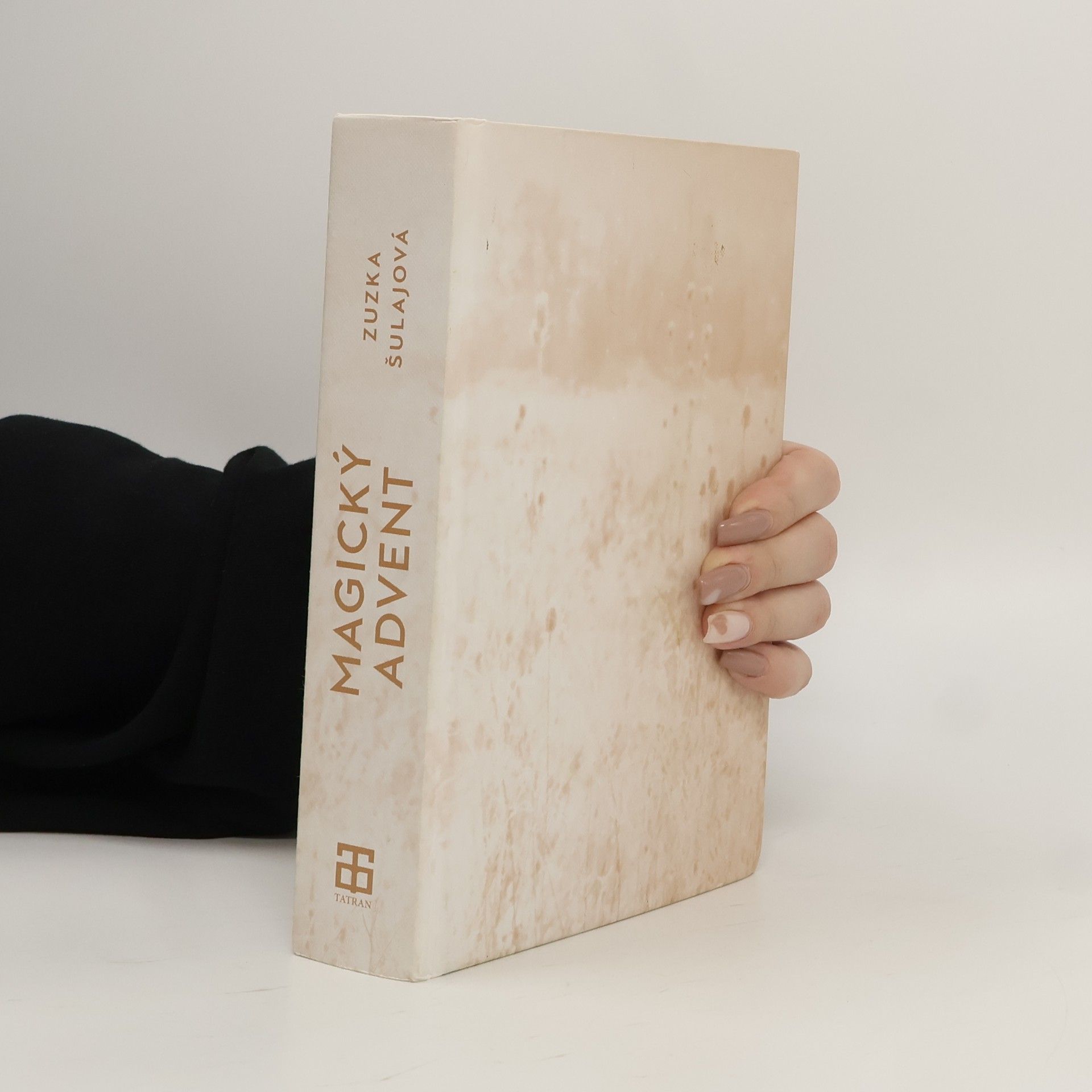 Zuzana Šulajová Magický advent