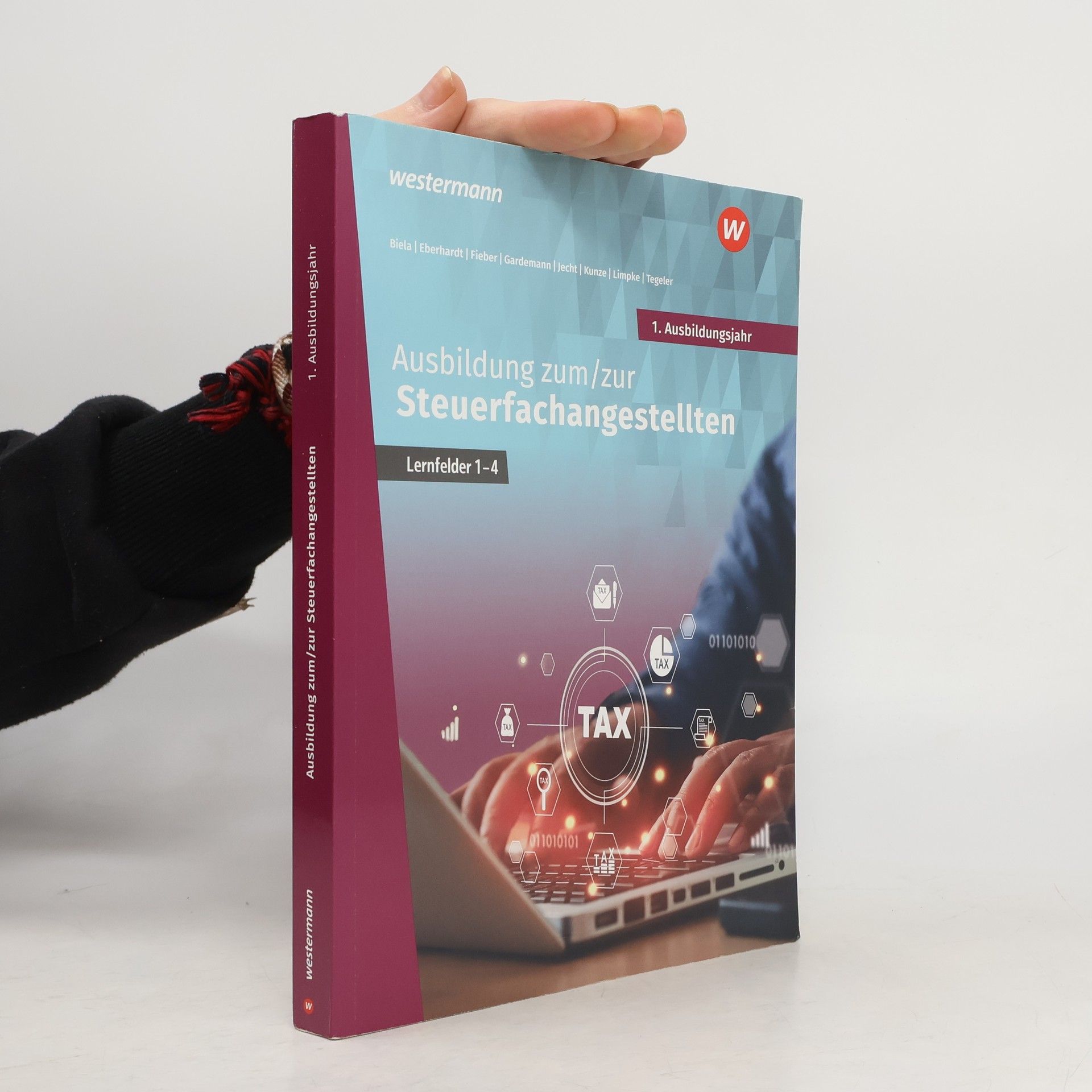 Ausbildung zum/zur Steuerfachangestellten