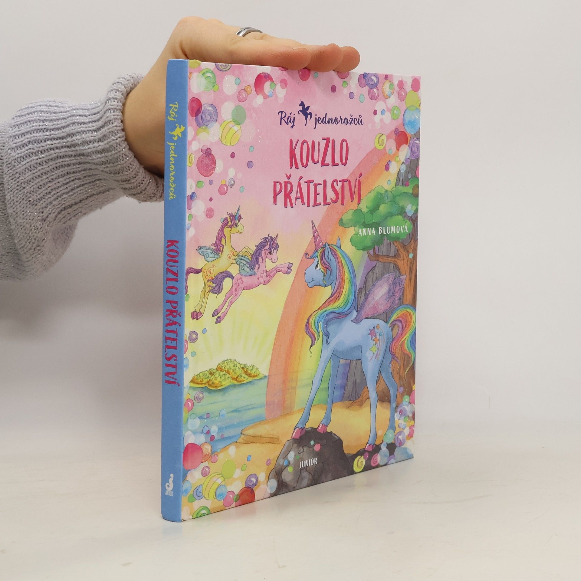 Anna Blum Ráj jednorožců. Kouzlo přátelství