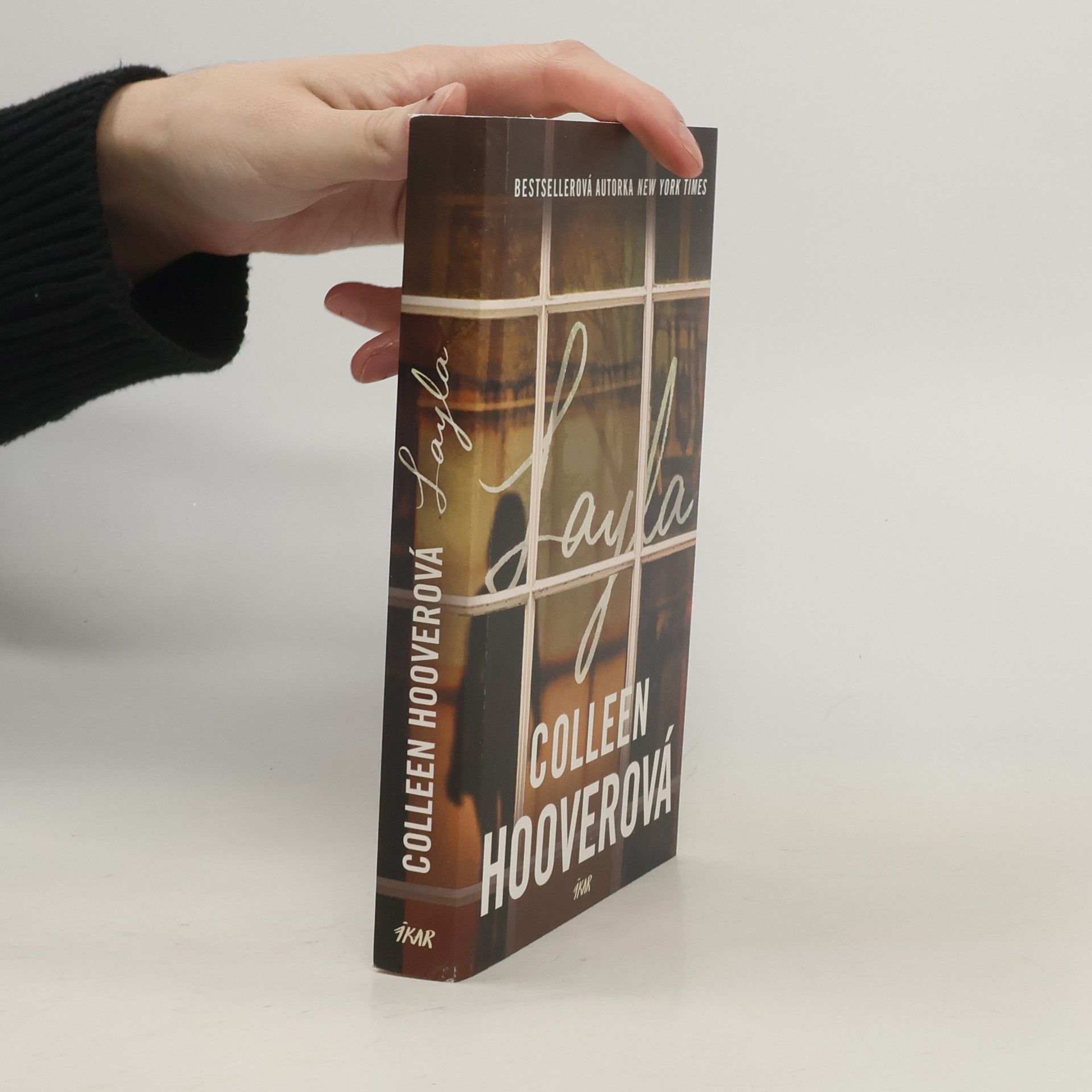 Colleen Hoover Layla