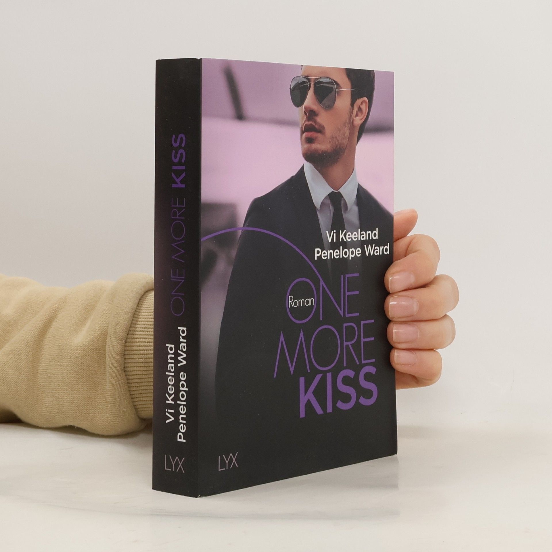 Vi Keeland One more kiss