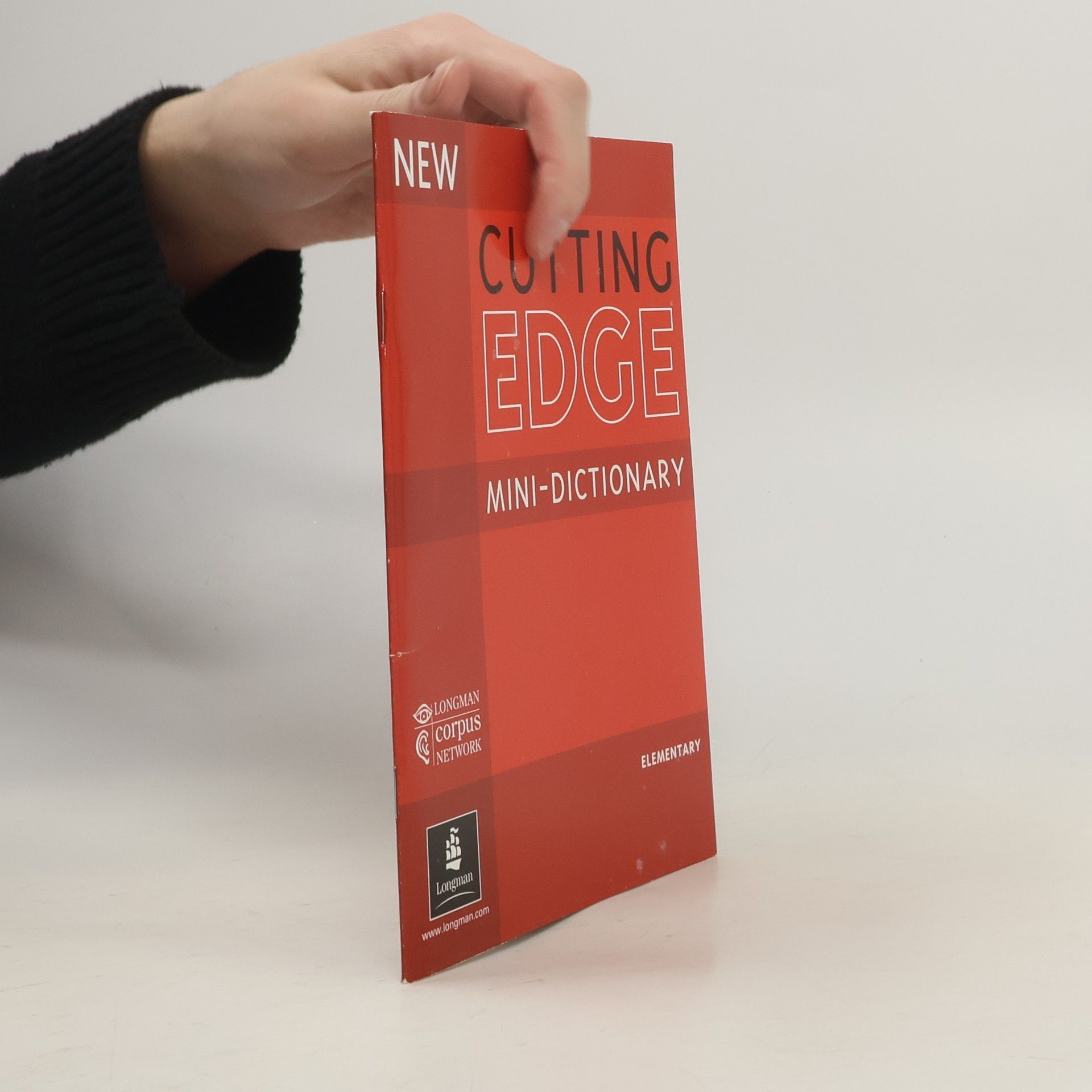 Cutting Edge Mini-Dictionary. Elementary