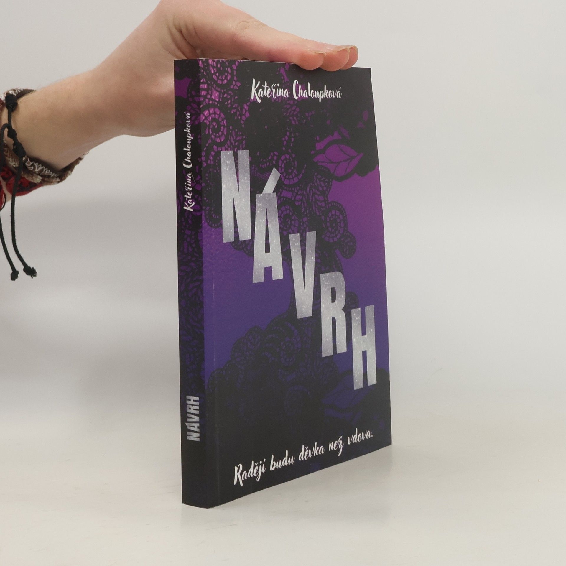 Návrh: Radši budu děvka než vdova