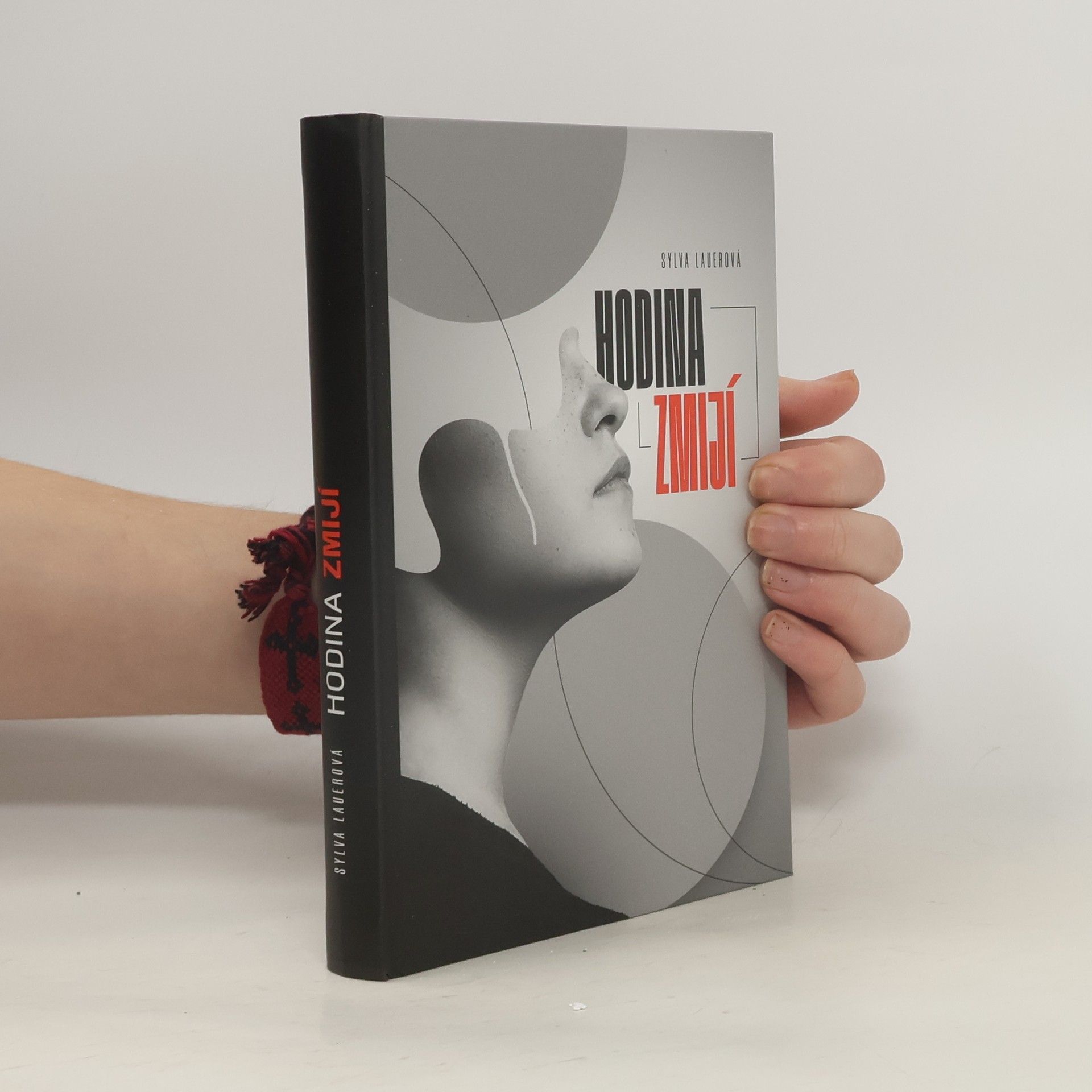 Sylva Lauerová Hodina zmijí