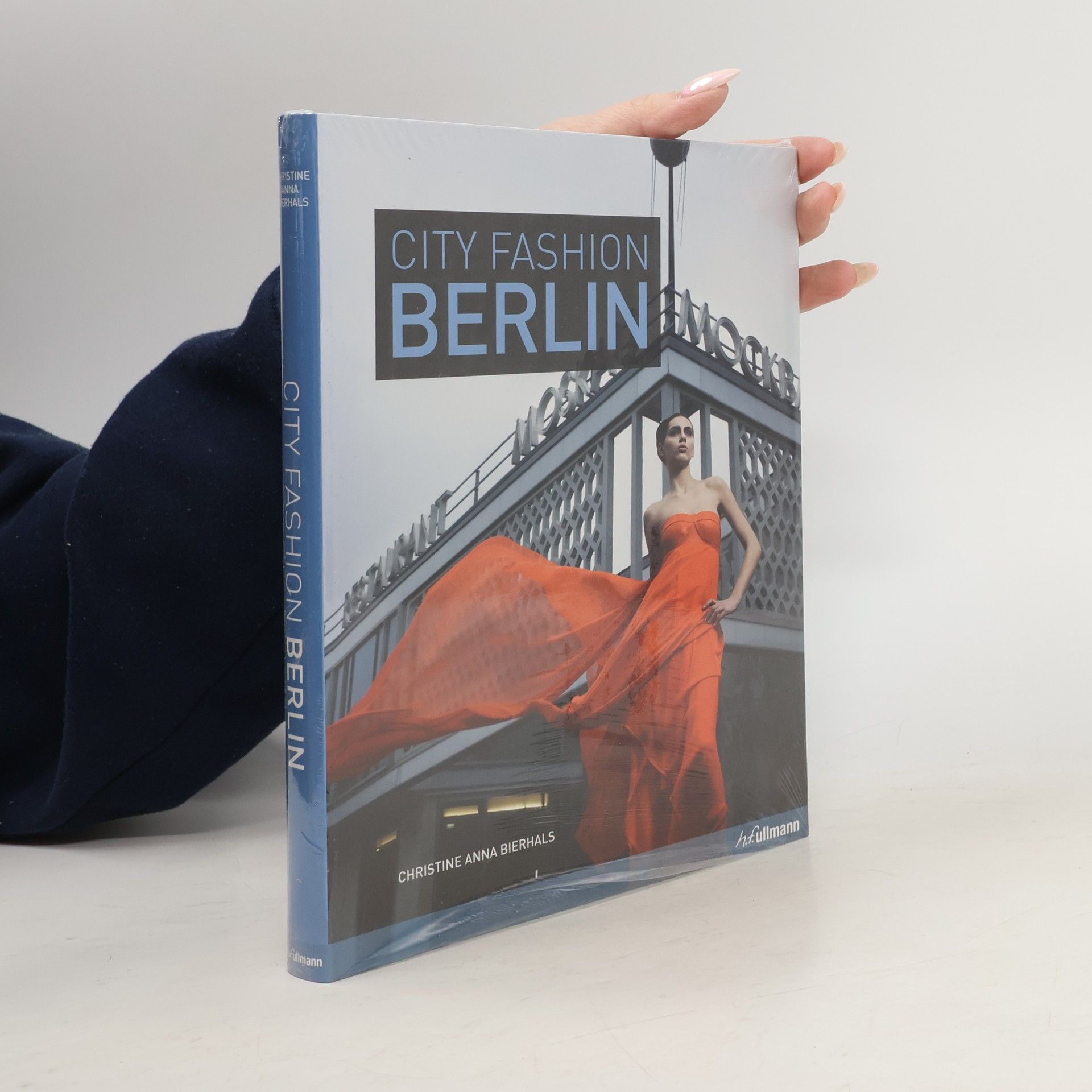 Christine Anna Bierhals City Fashion Berlin