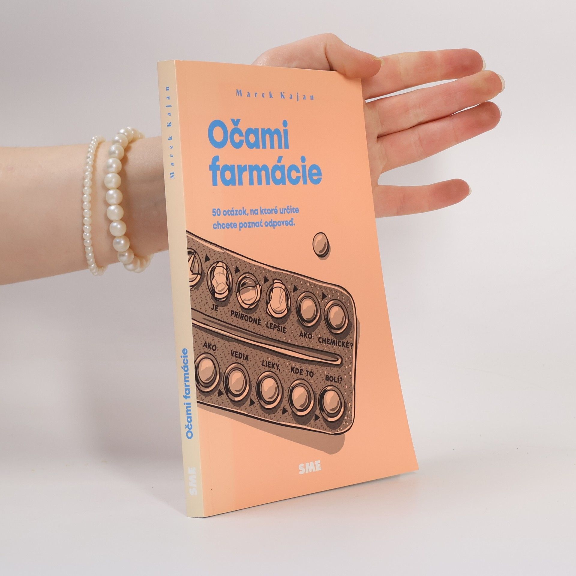 Marek Kajan Očami farmácie. 50 otázok, na ktoré určite chcete poznať odpoveď